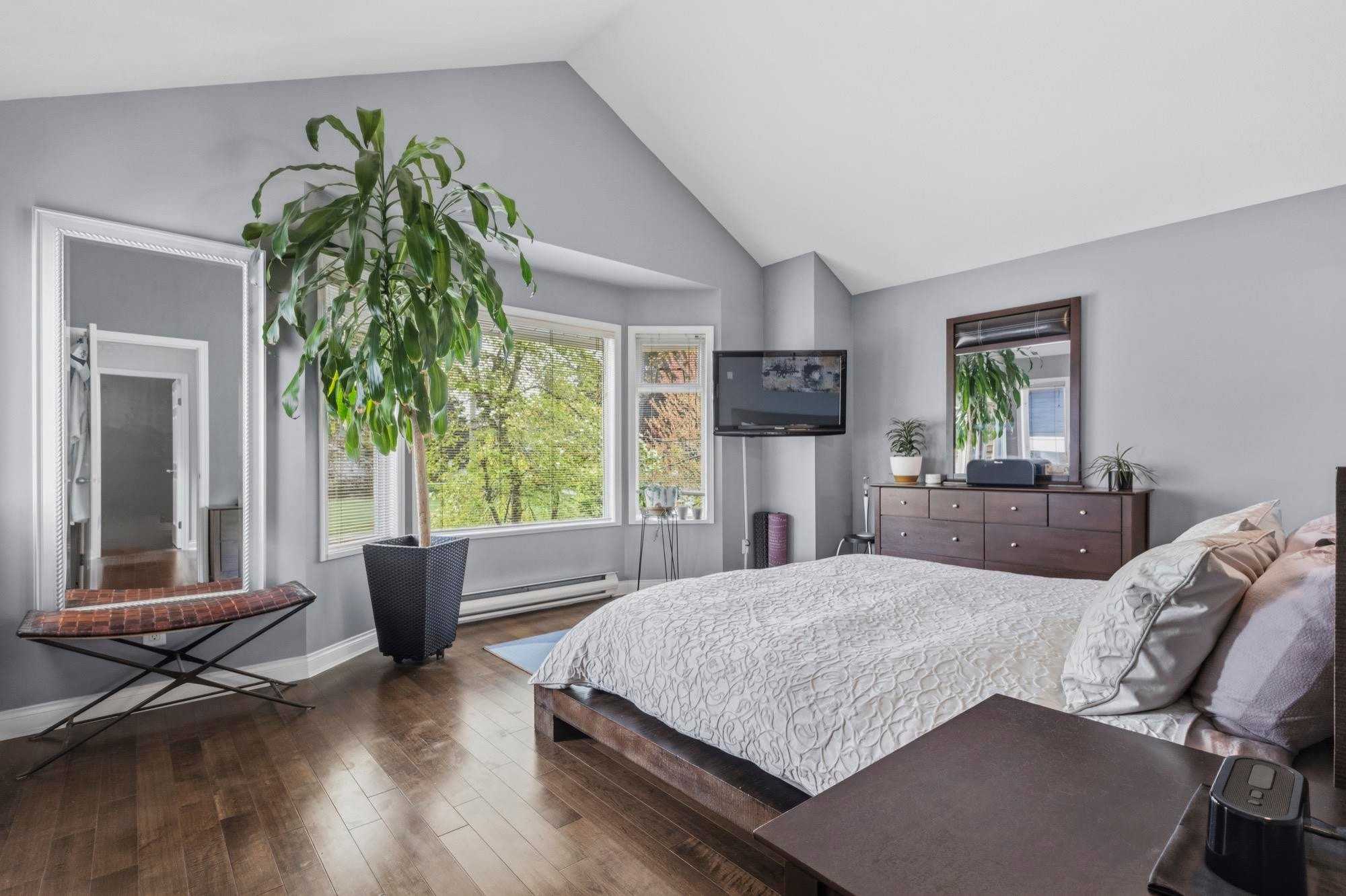 31 15Th Avenue W, Vancouver, BC