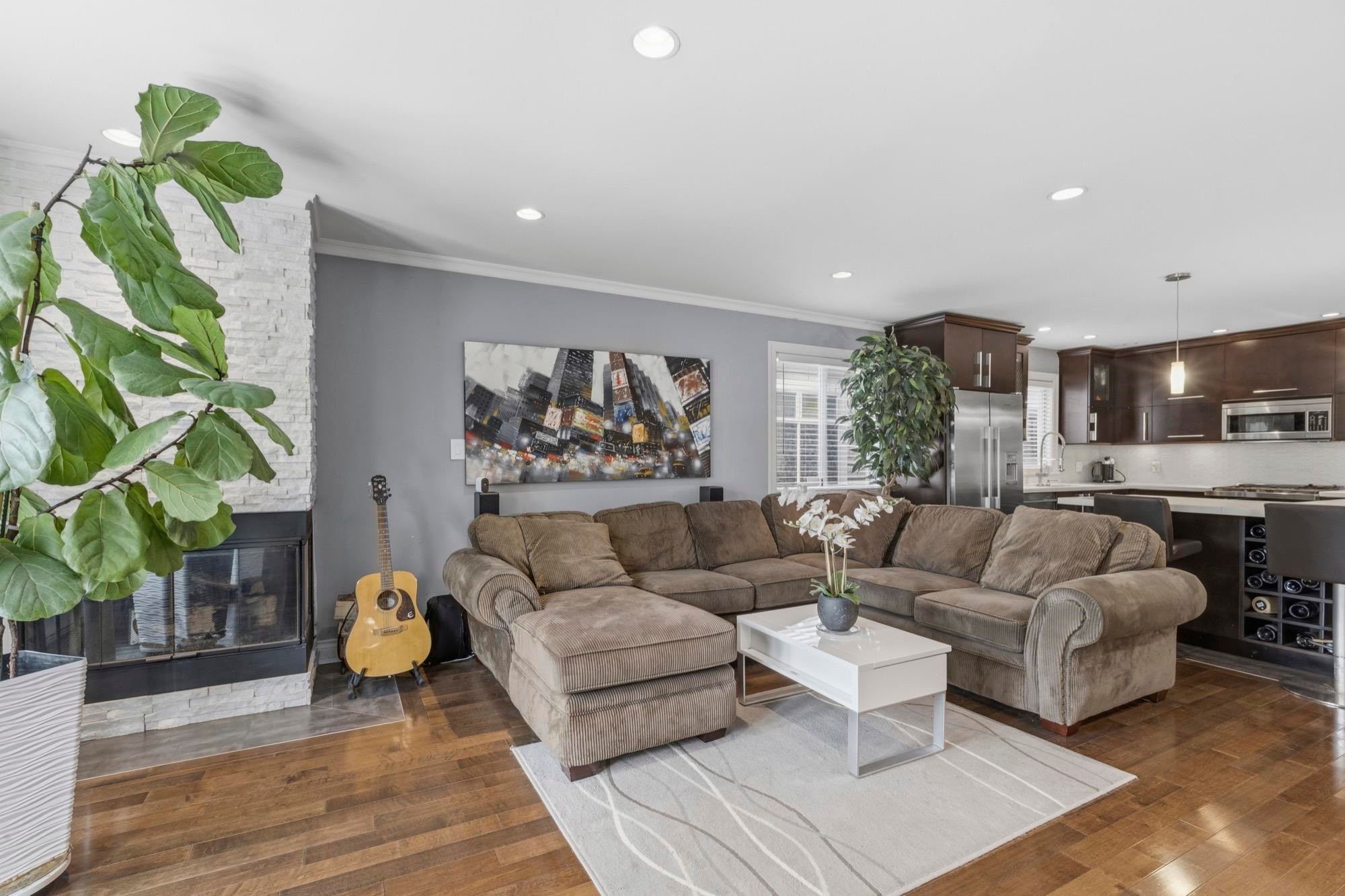 31 15Th Avenue W, Vancouver, BC