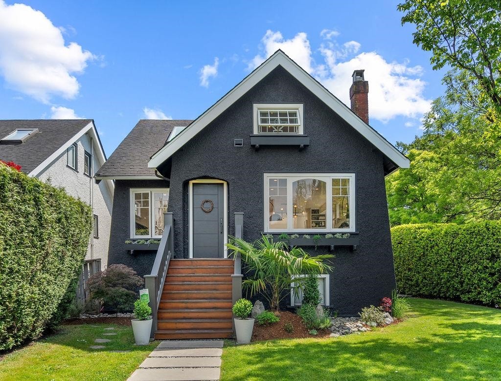 3392 8Th Avenue W, Vancouver, BC