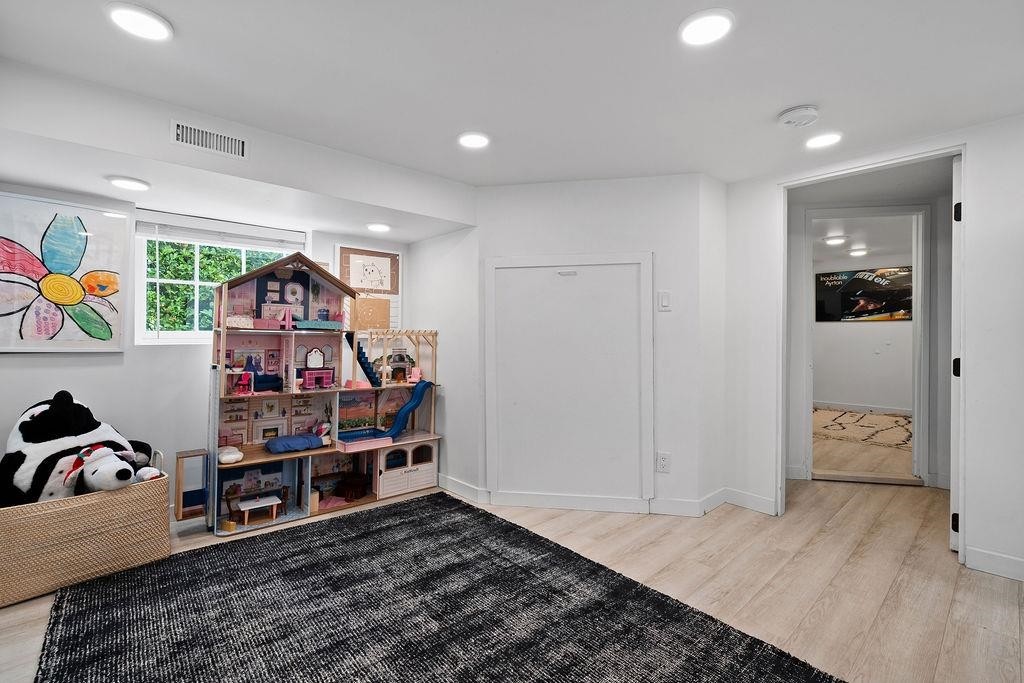 3392 8Th Avenue W, Vancouver, BC