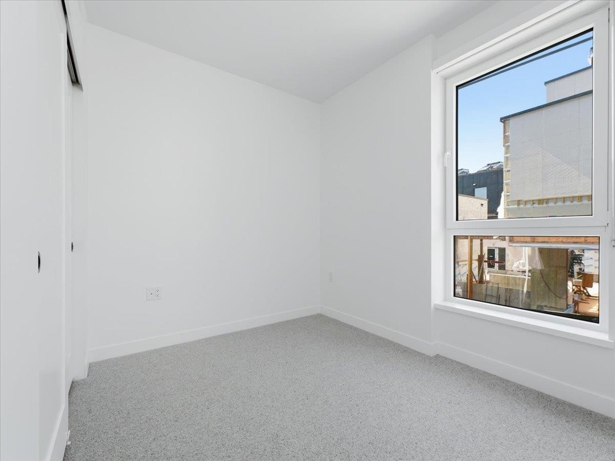6833 Cambie Street, Vancouver, BC