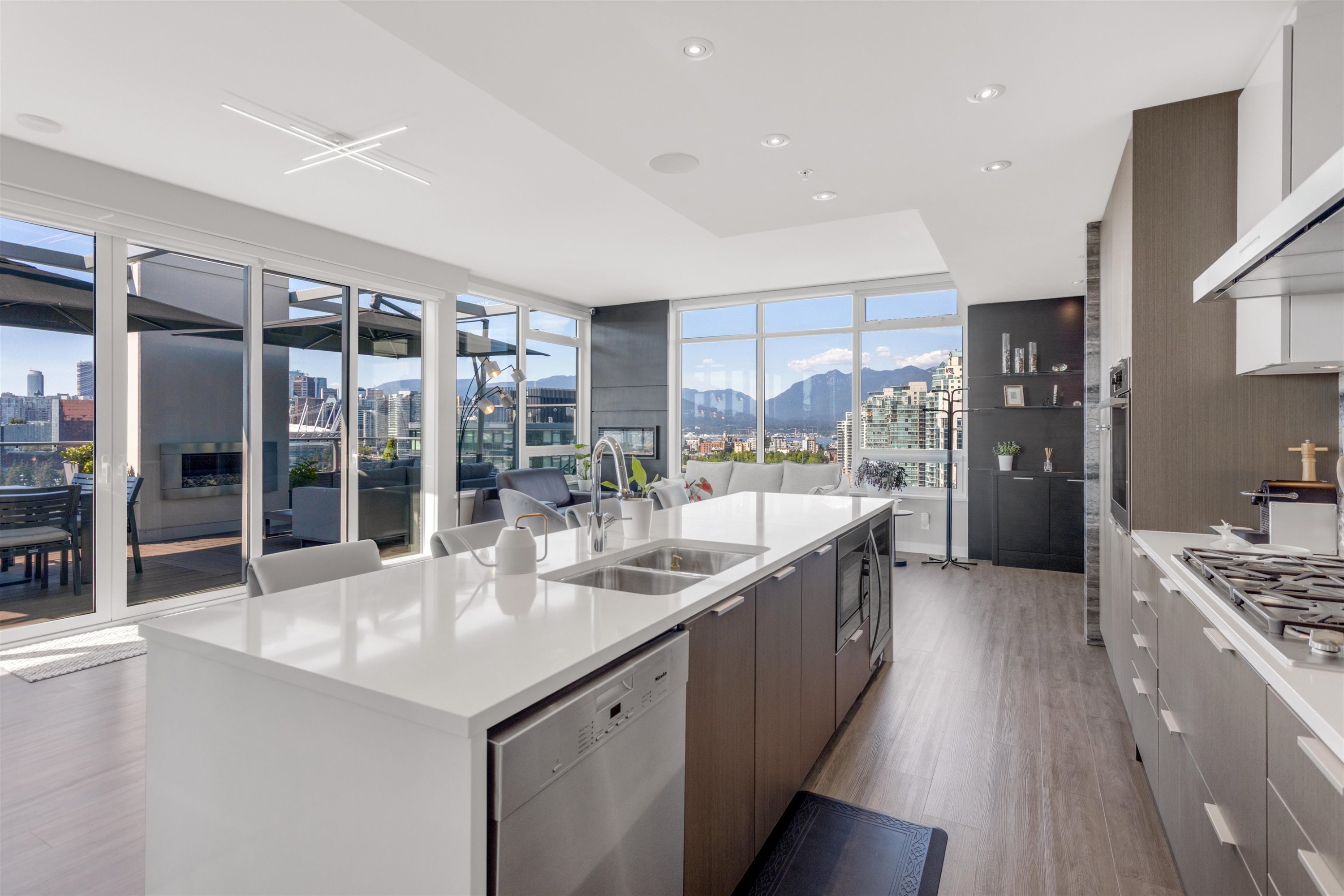 2101-110 Switchmen Street, Vancouver, BC