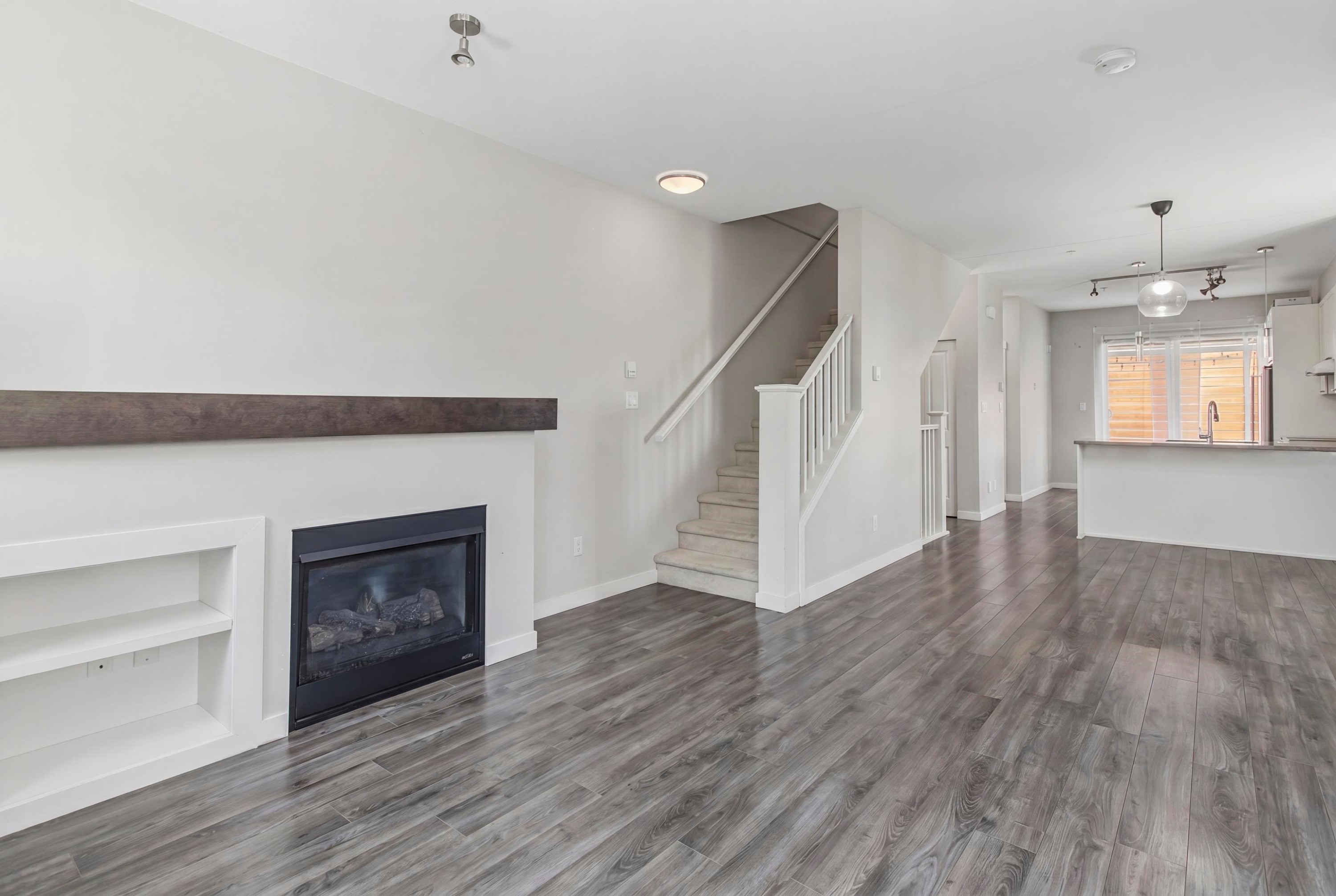 38359 Eaglewind Boulevard, Squamish, BC