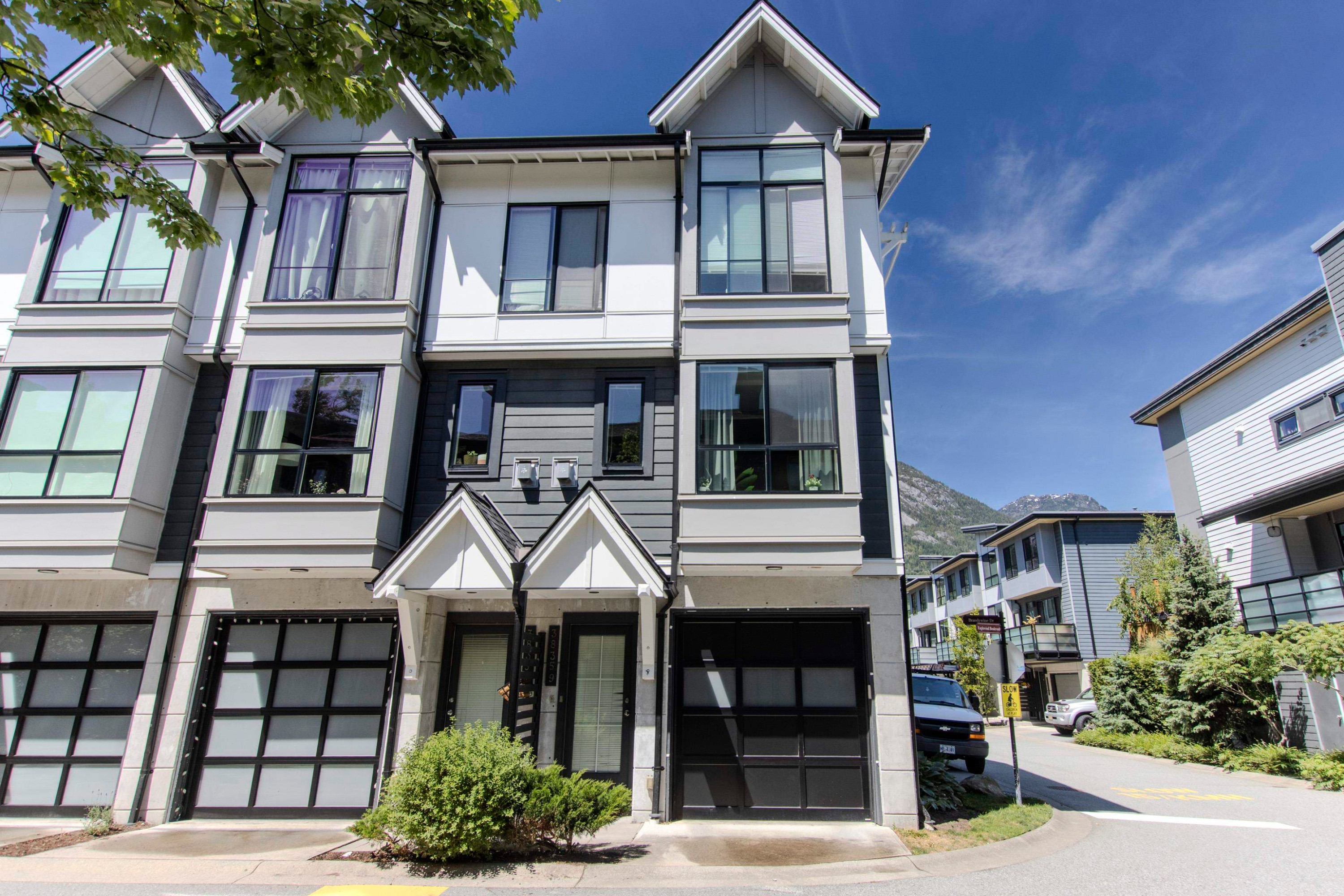 38359 Eaglewind Boulevard, Squamish, BC