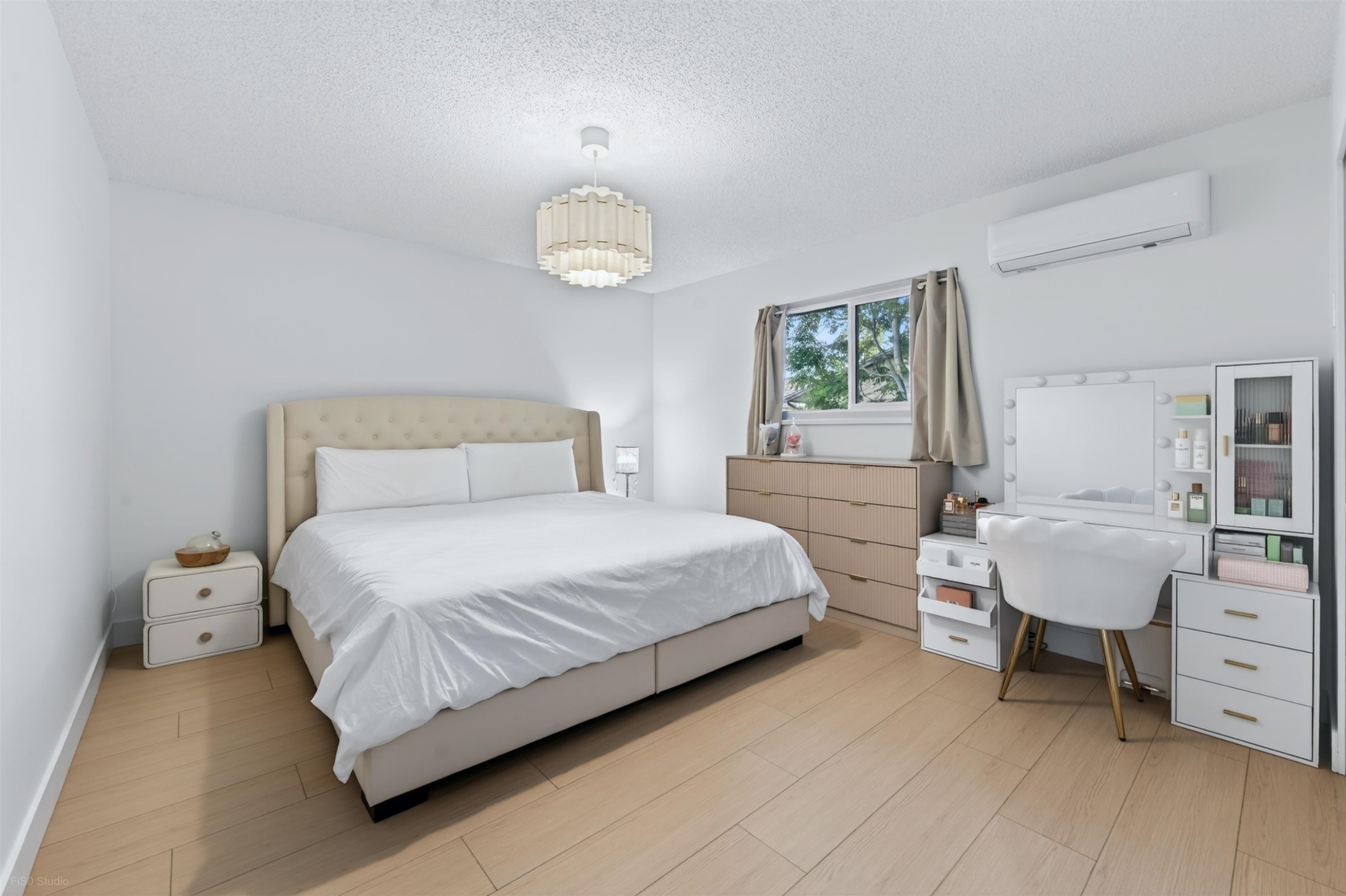 6020 Comstock Road, Richmond, BC