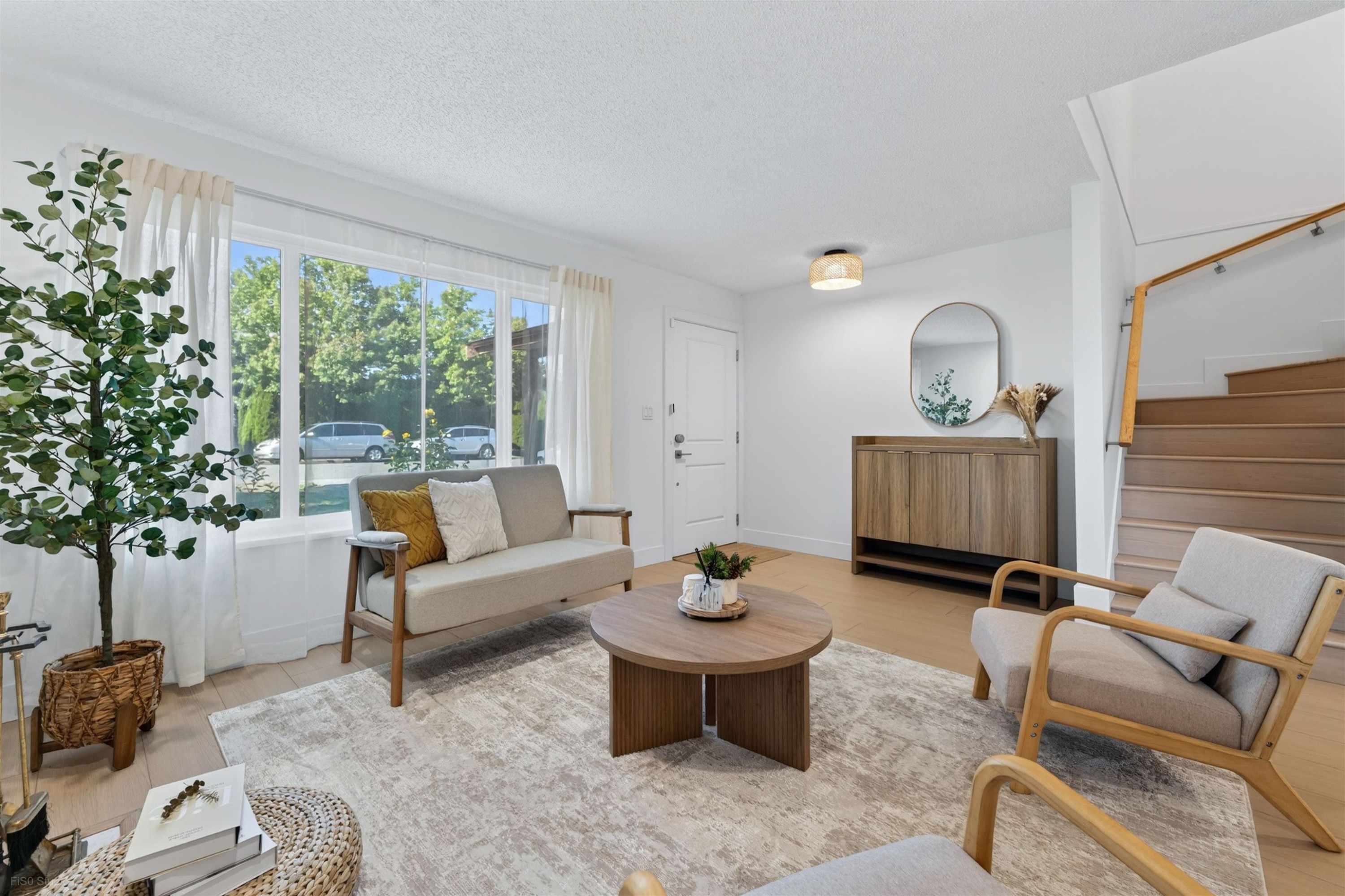 6020 Comstock Road, Richmond, BC
