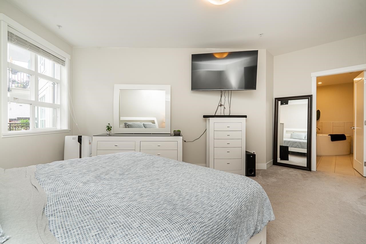 204-12367 224 Street, Maple Ridge, BC