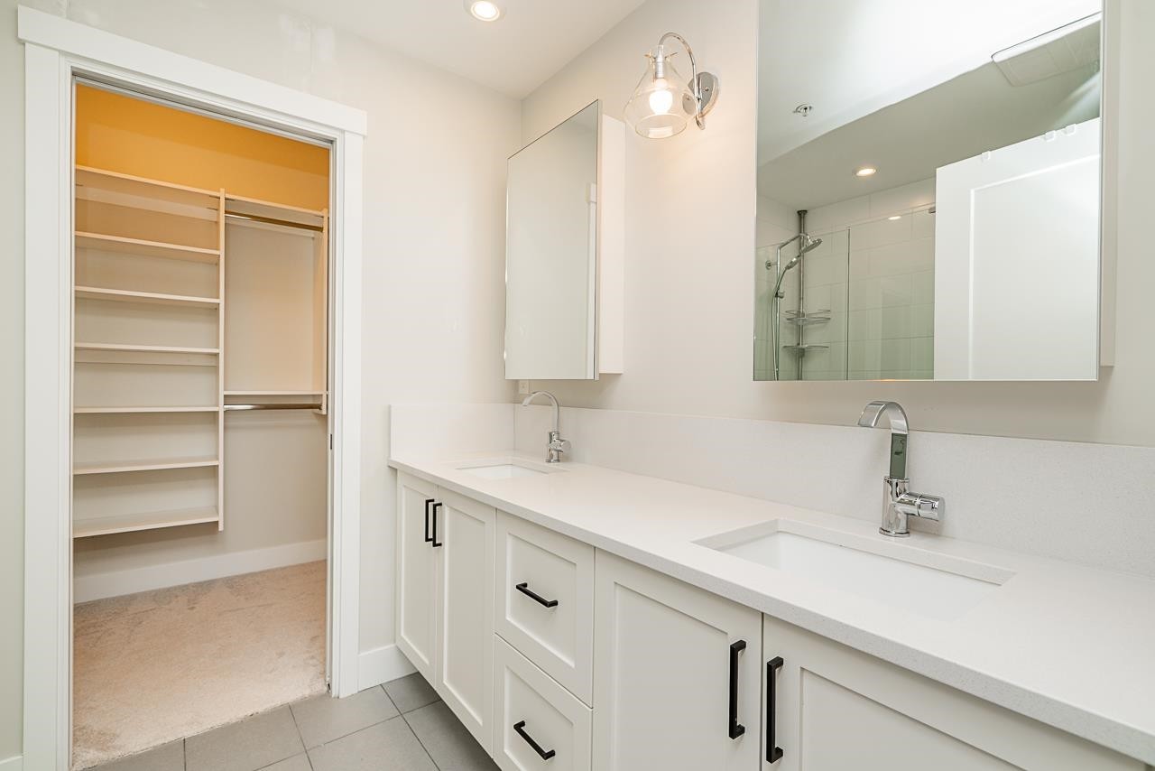 204-12367 224 Street, Maple Ridge, BC