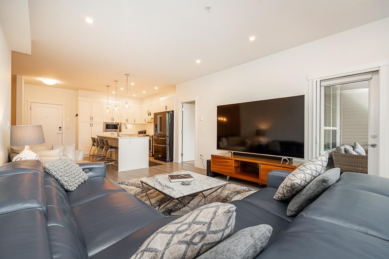 204-12367 224 Street, Maple Ridge, BC