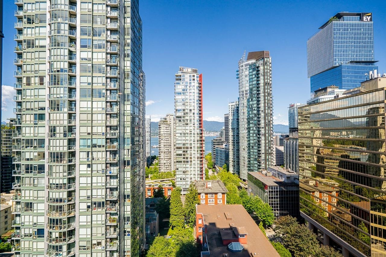 1803-1200 Georgia Street W, Vancouver, BC