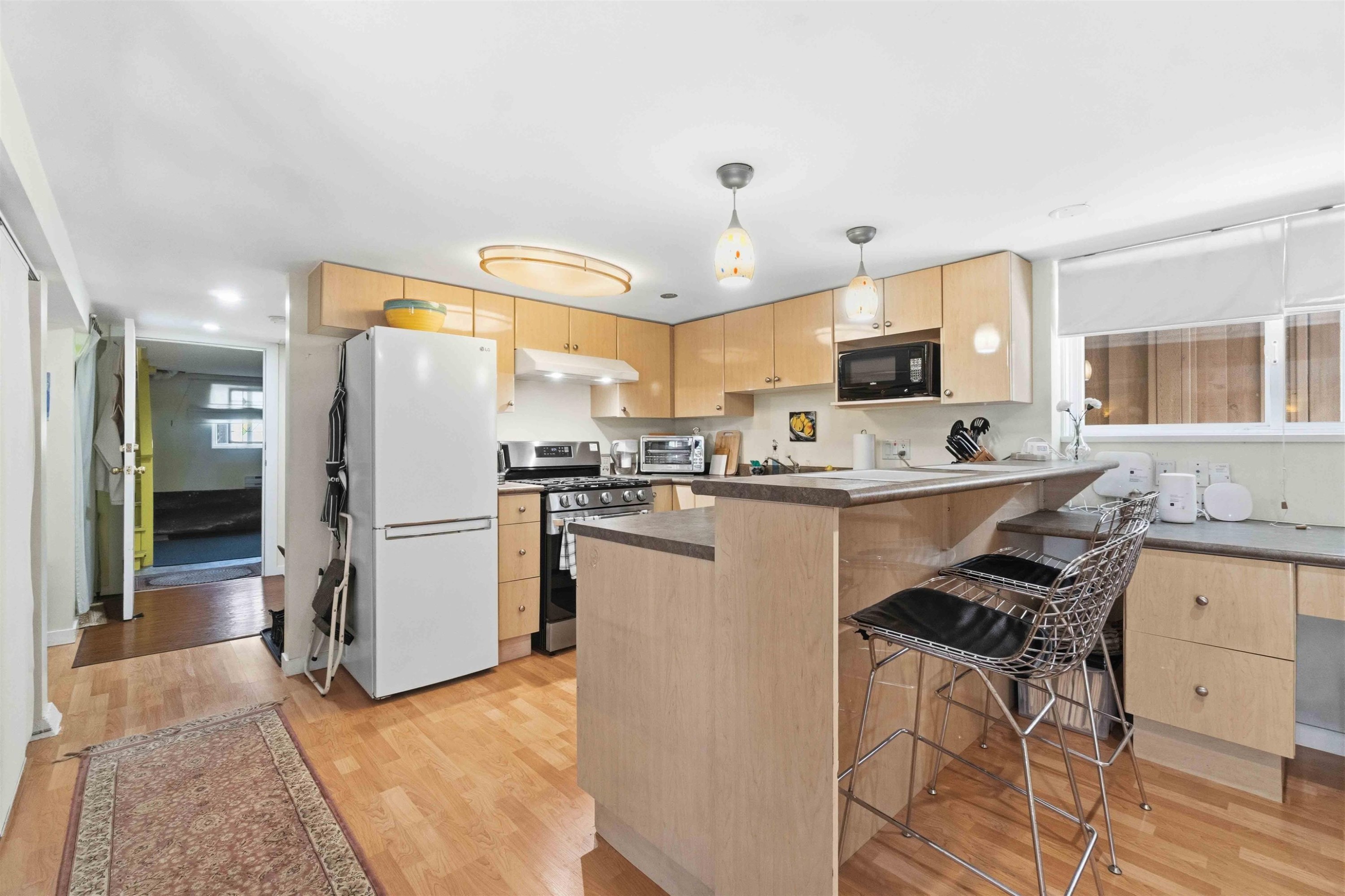 433 18Th Avenue W, Vancouver, BC