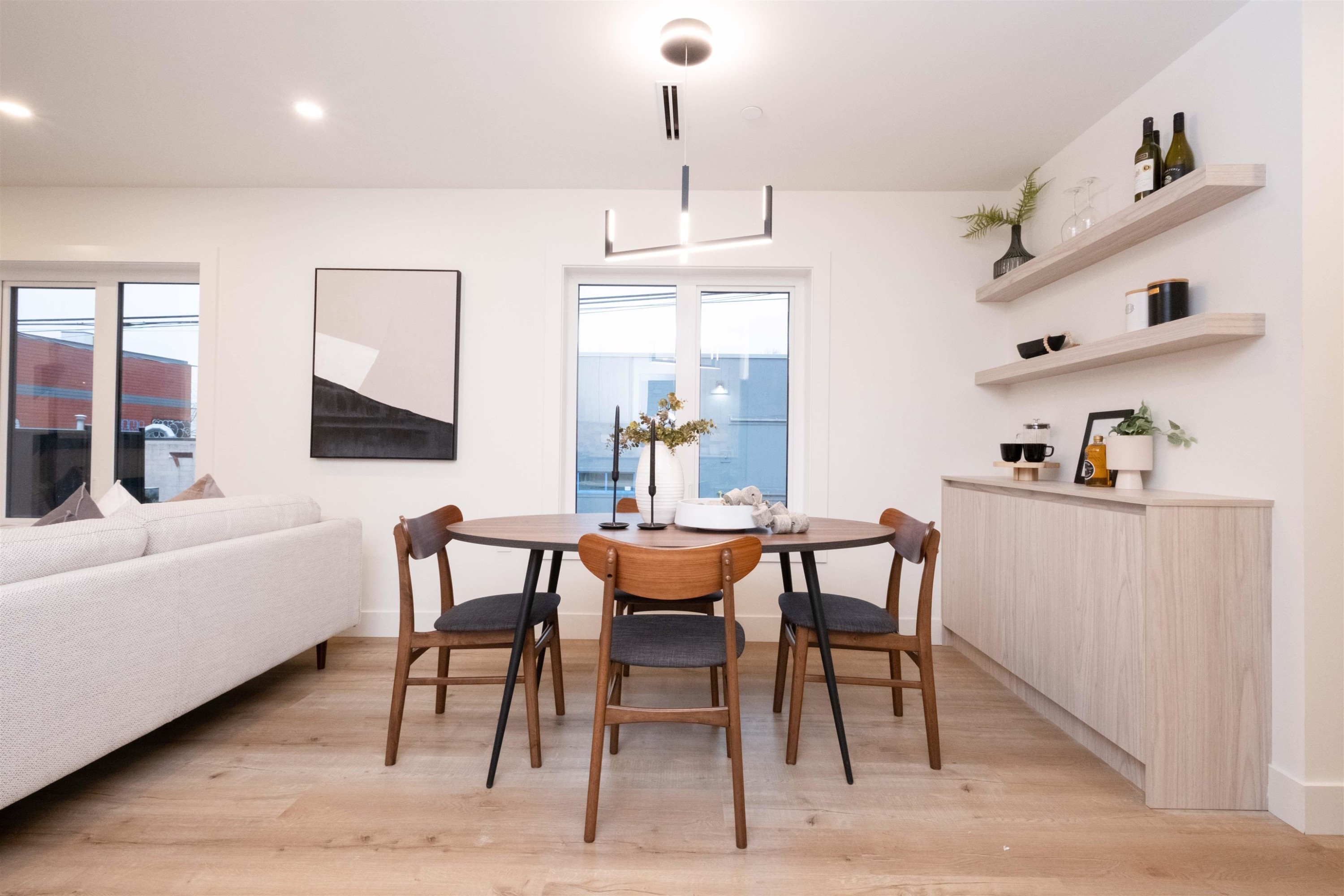 2665 Pender Street E, Vancouver, BC