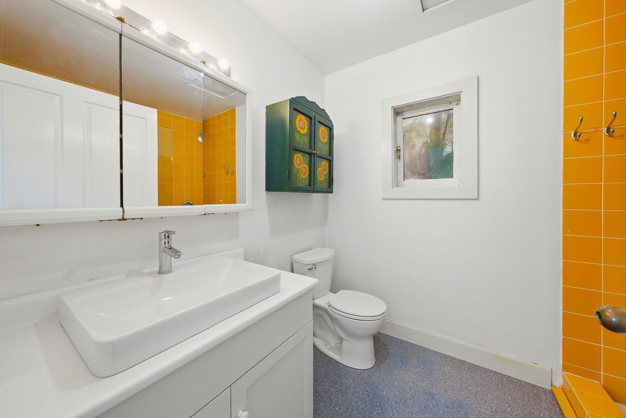 1620 20Th Avenue E, Vancouver, BC
