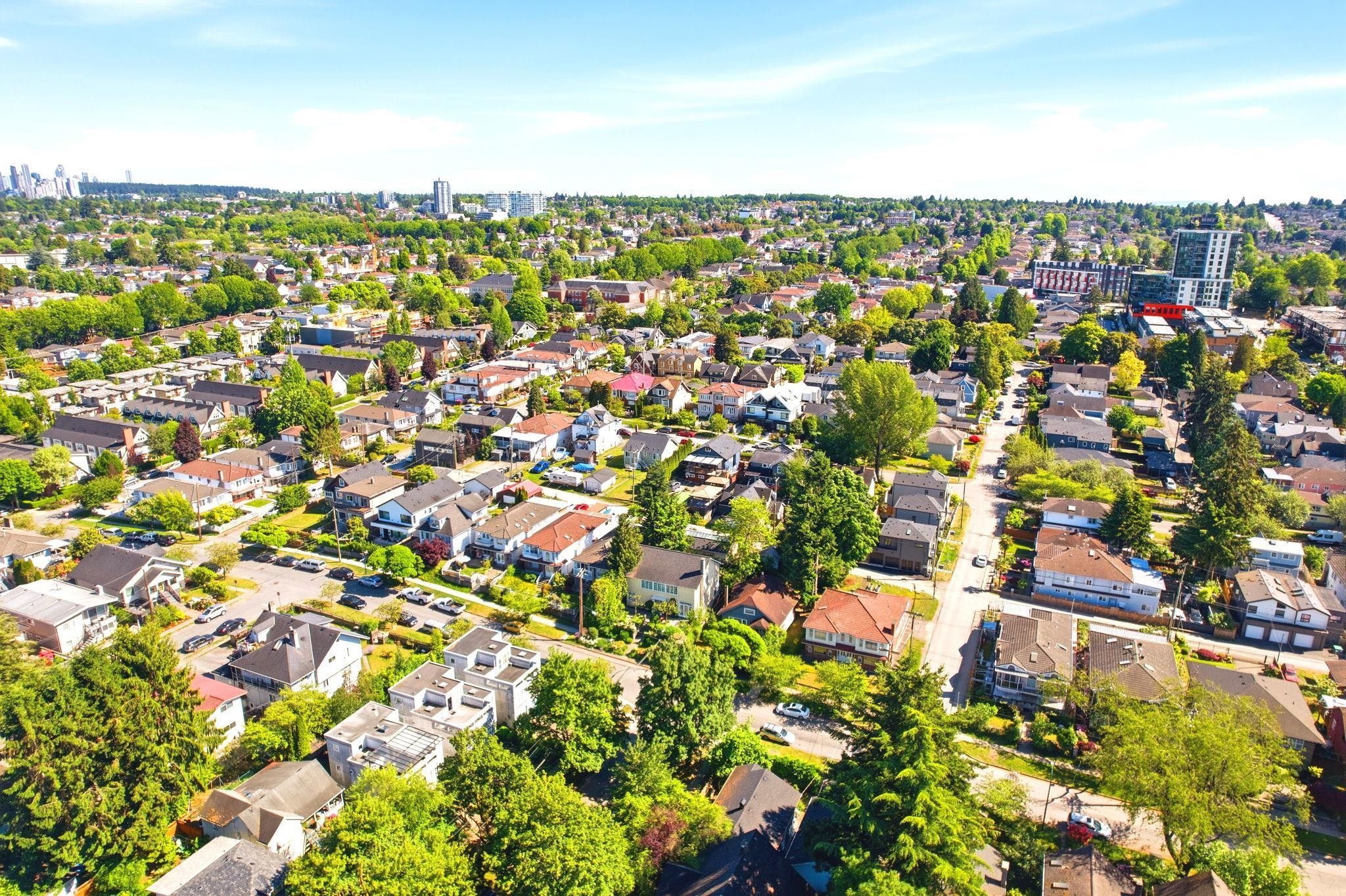 1620 20Th Avenue E, Vancouver, BC