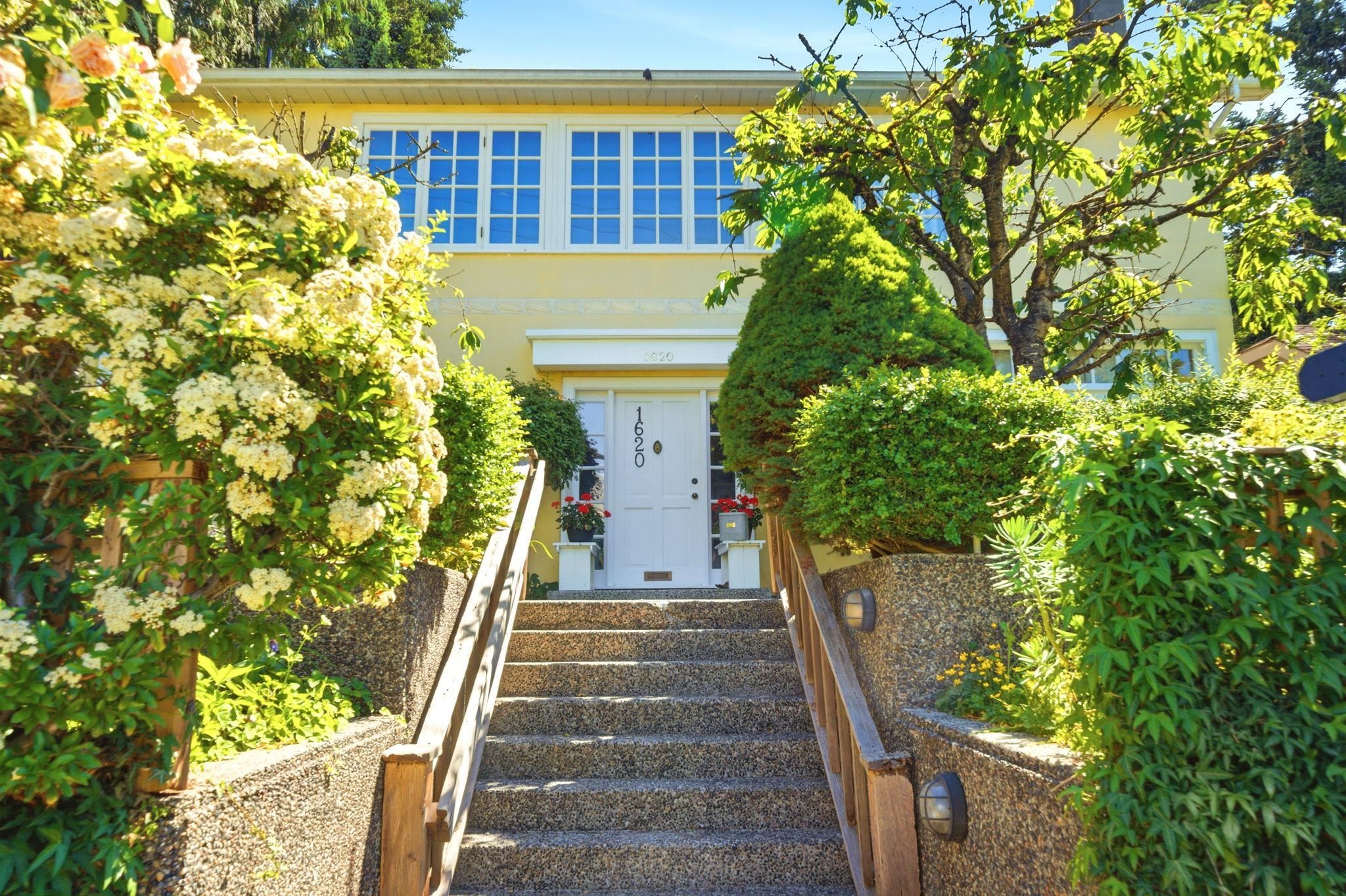 1620 20Th Avenue E, Vancouver, BC