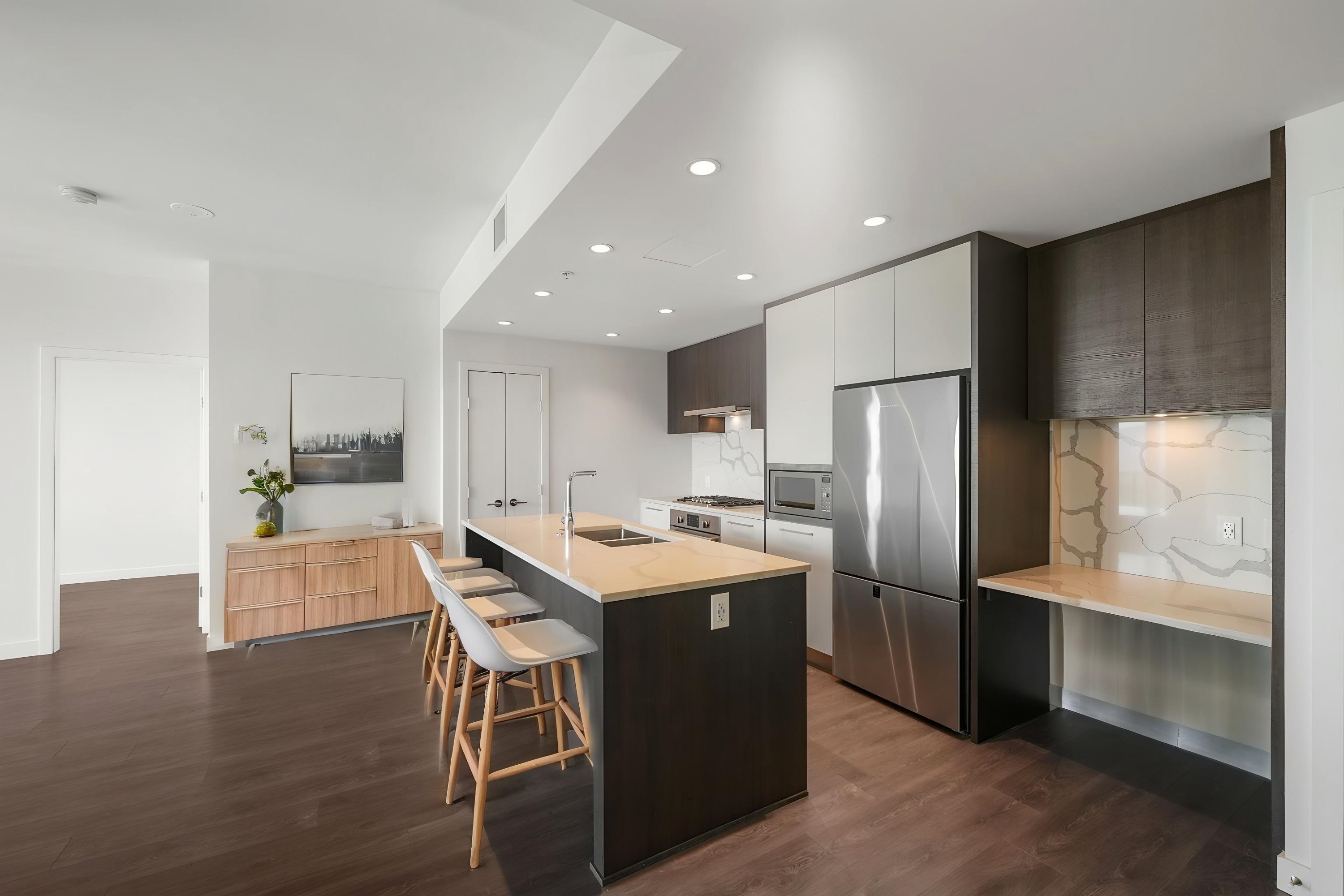 3904-567 Clarke Road, Coquitlam, BC