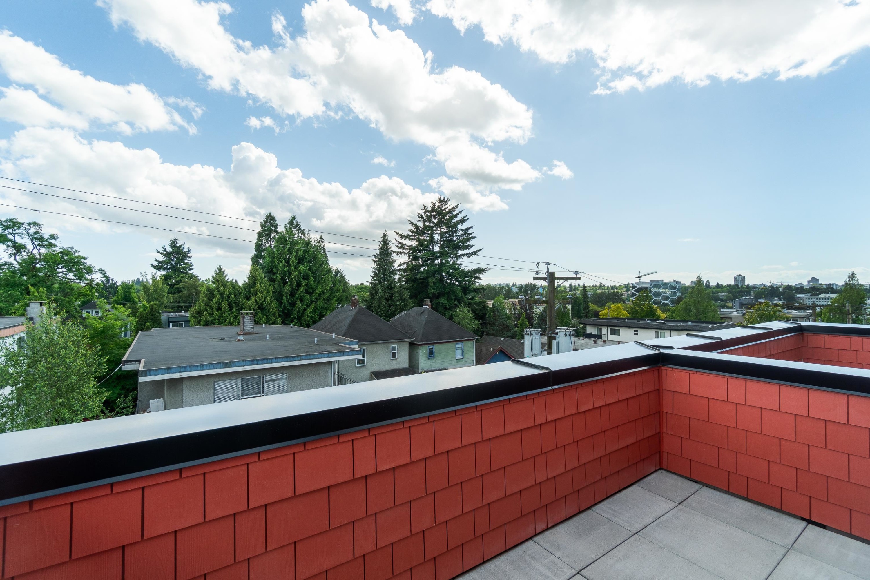 122-1552 3Rd Avenue E, Vancouver, BC