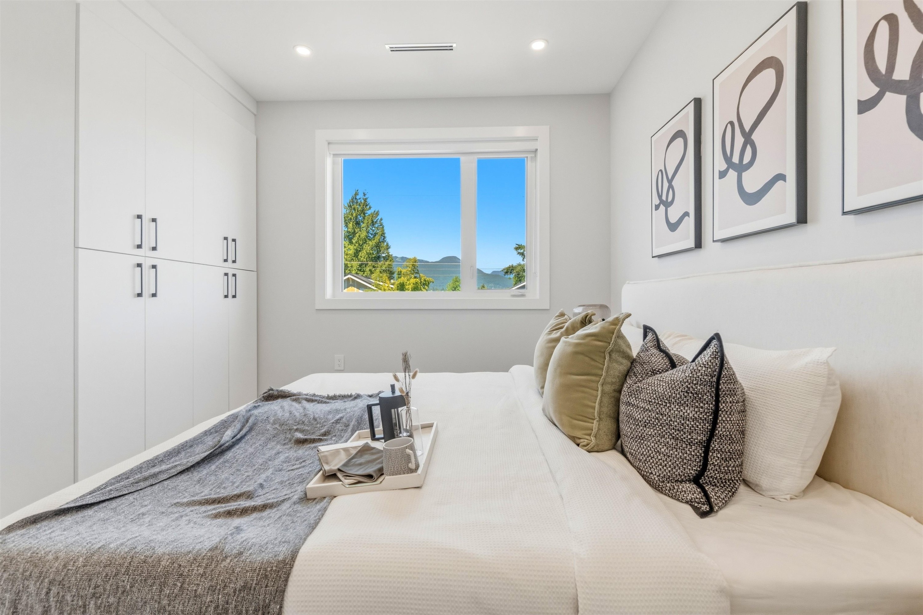 2743 Mcgill Street, Vancouver, BC
