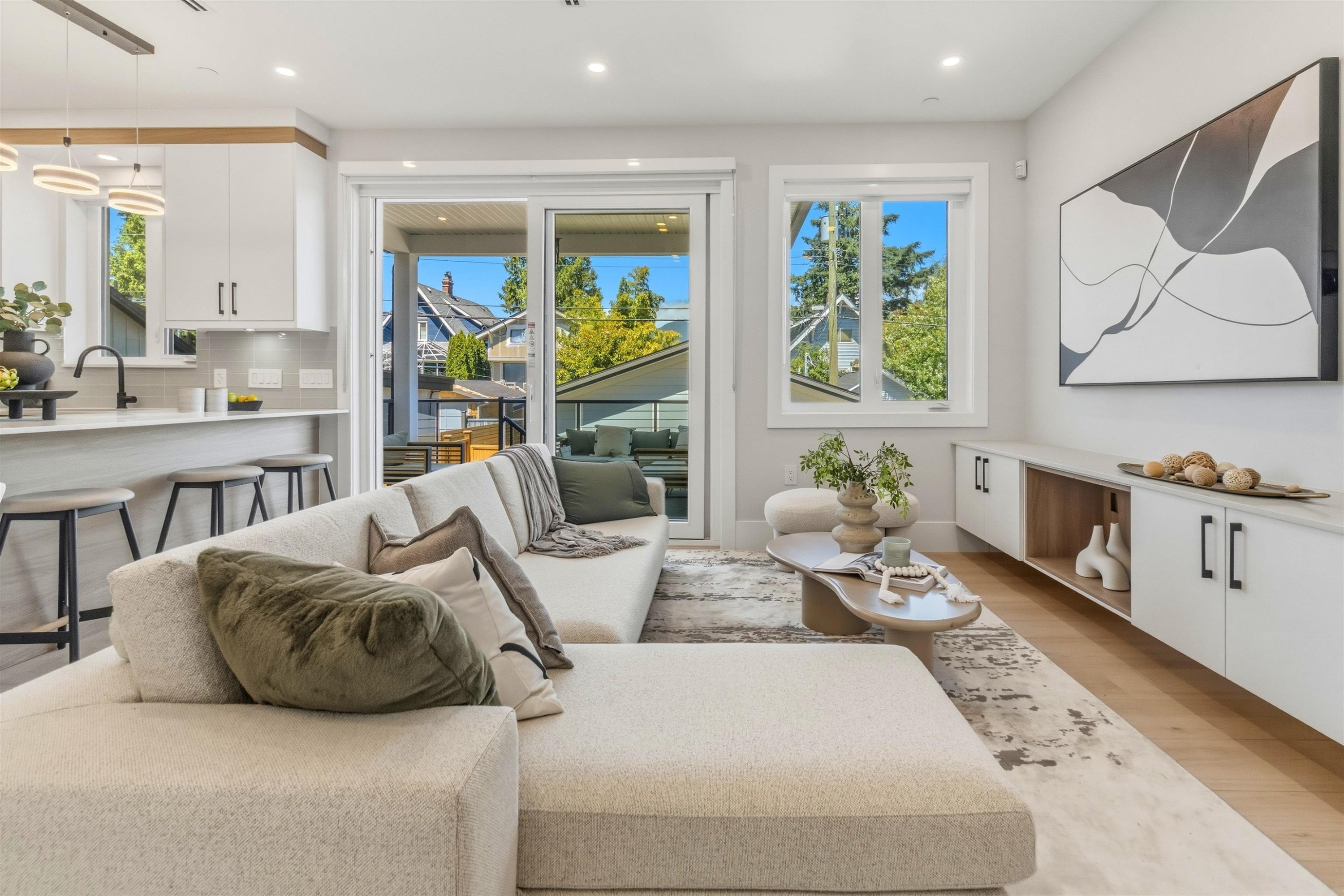 2743 Mcgill Street, Vancouver, BC