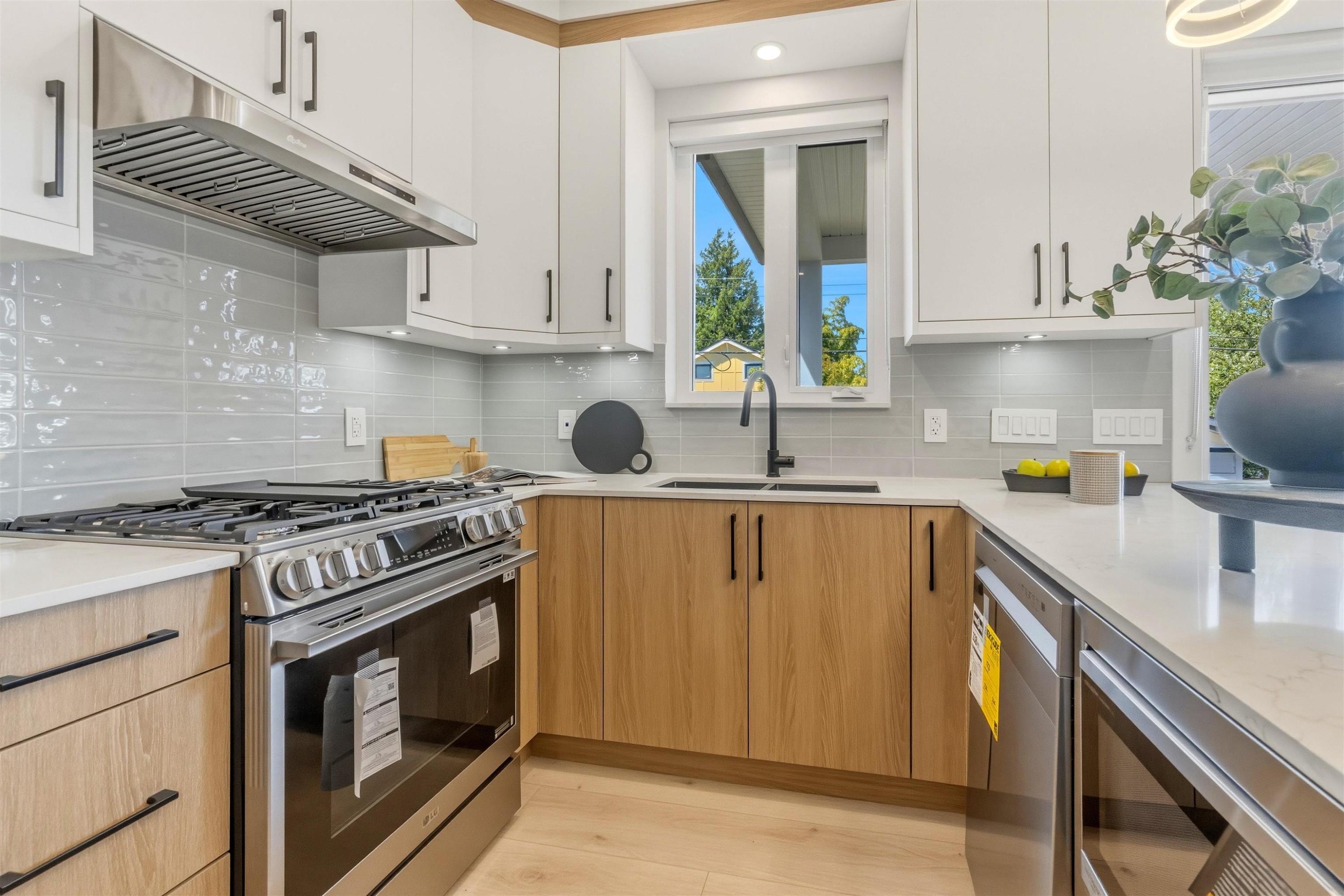 2743 Mcgill Street, Vancouver, BC