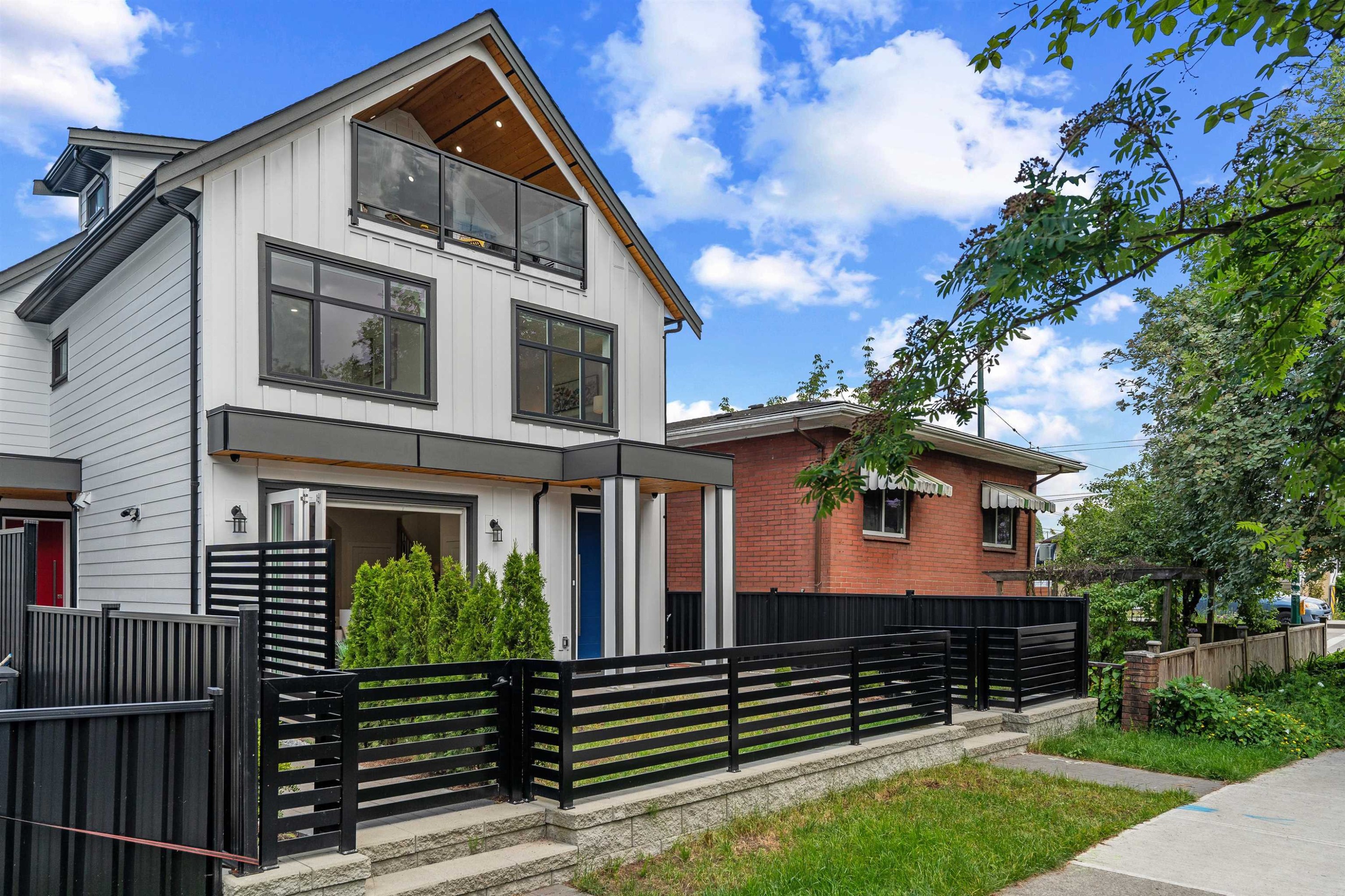 2371 Adanac Street, Vancouver, BC