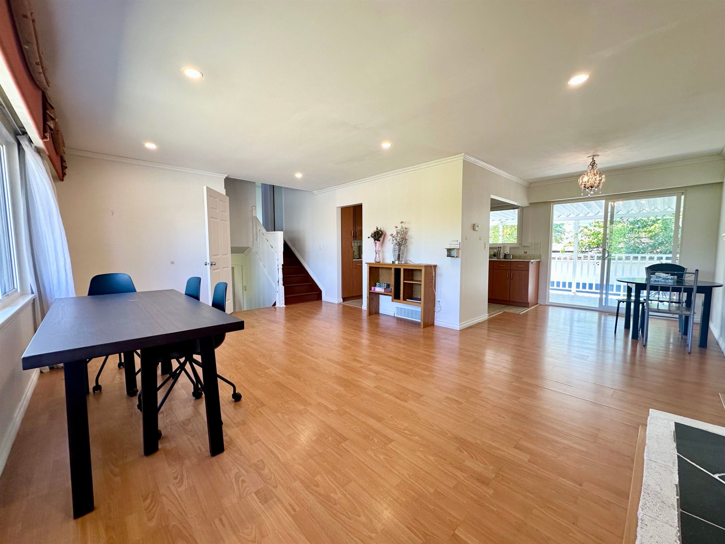 9511 Pinewell Crescent, Richmond, BC