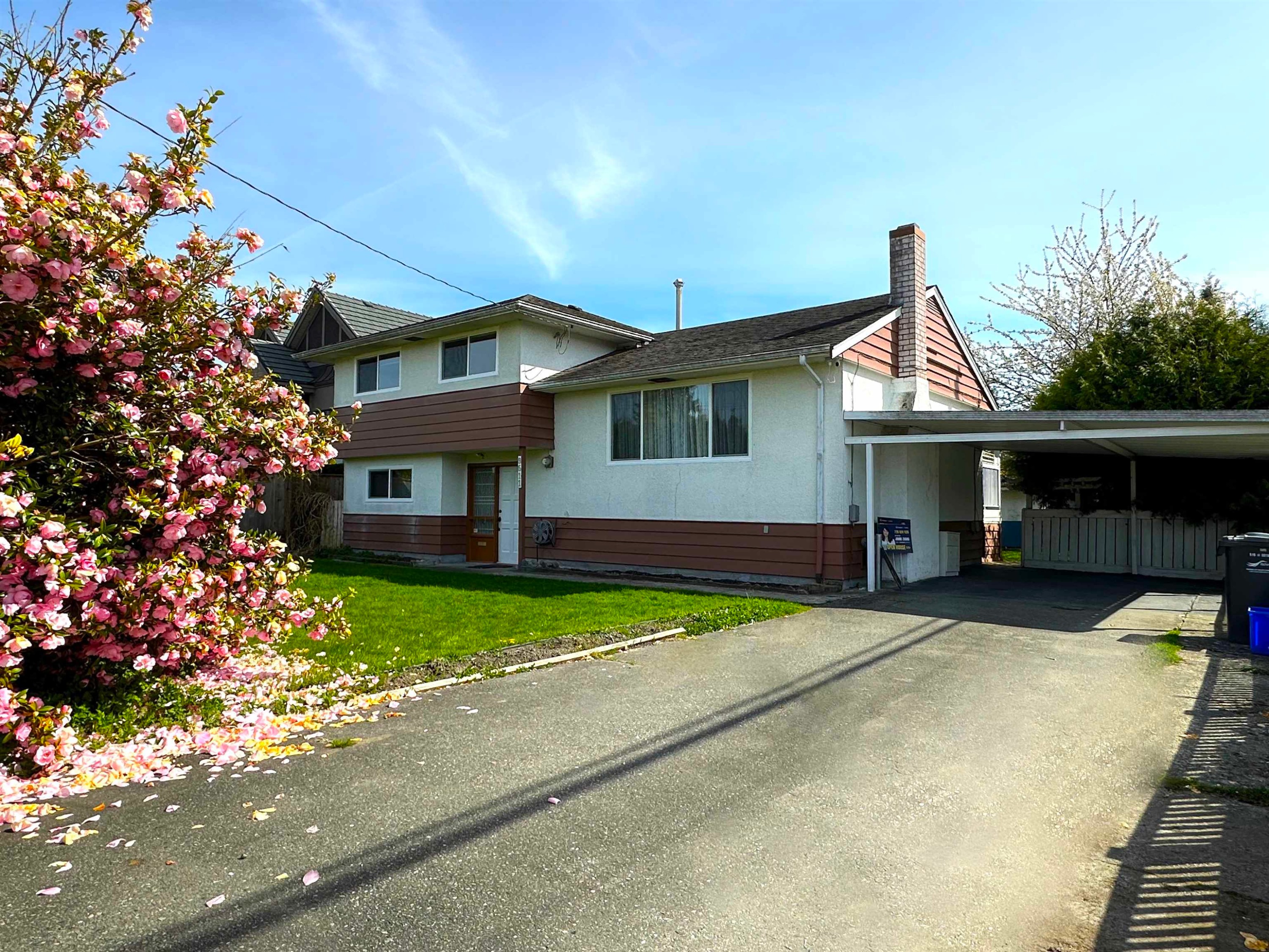 9511 Pinewell Crescent, Richmond, BC