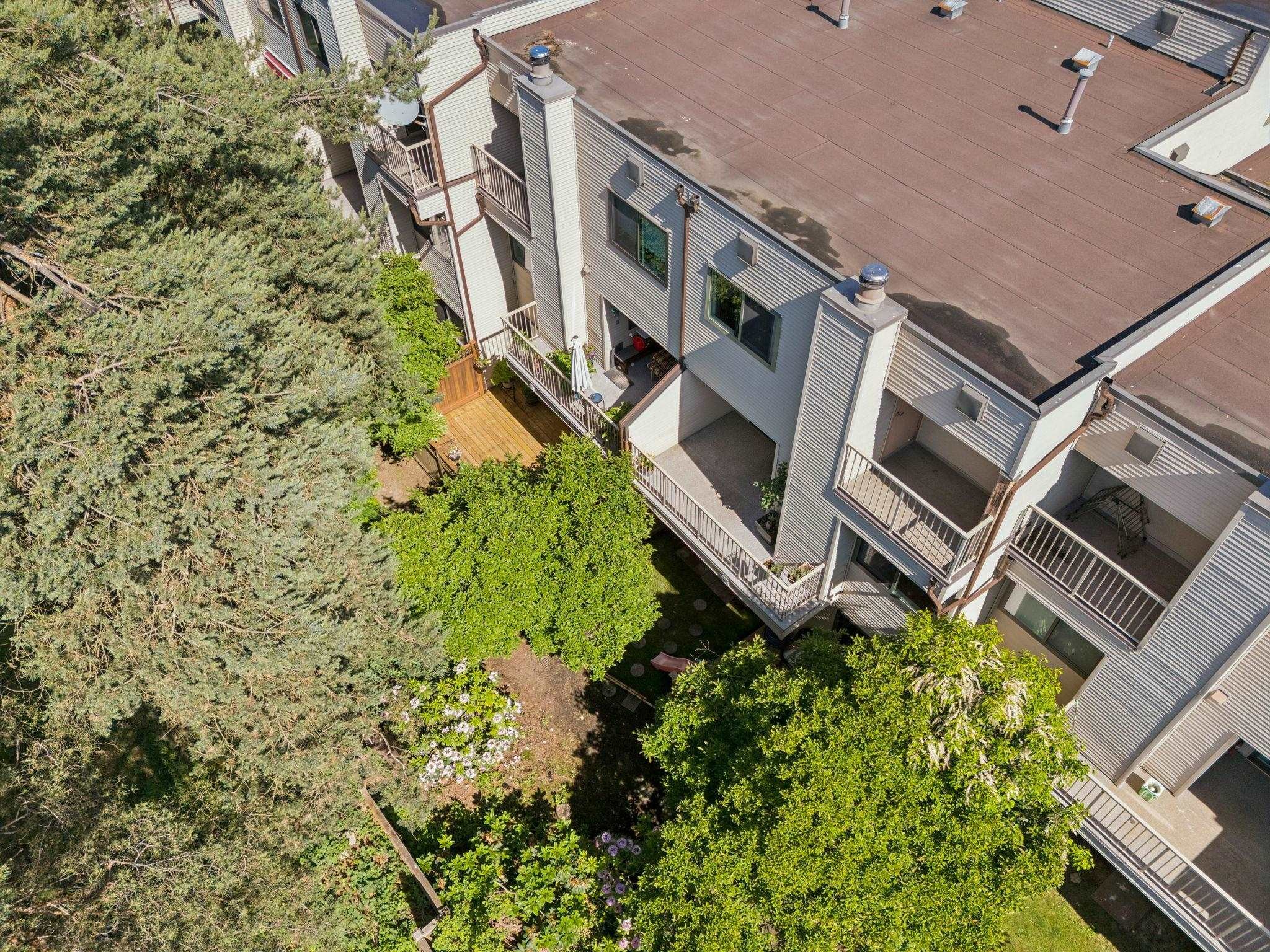 110-1210 Falcon Drive, Coquitlam, BC