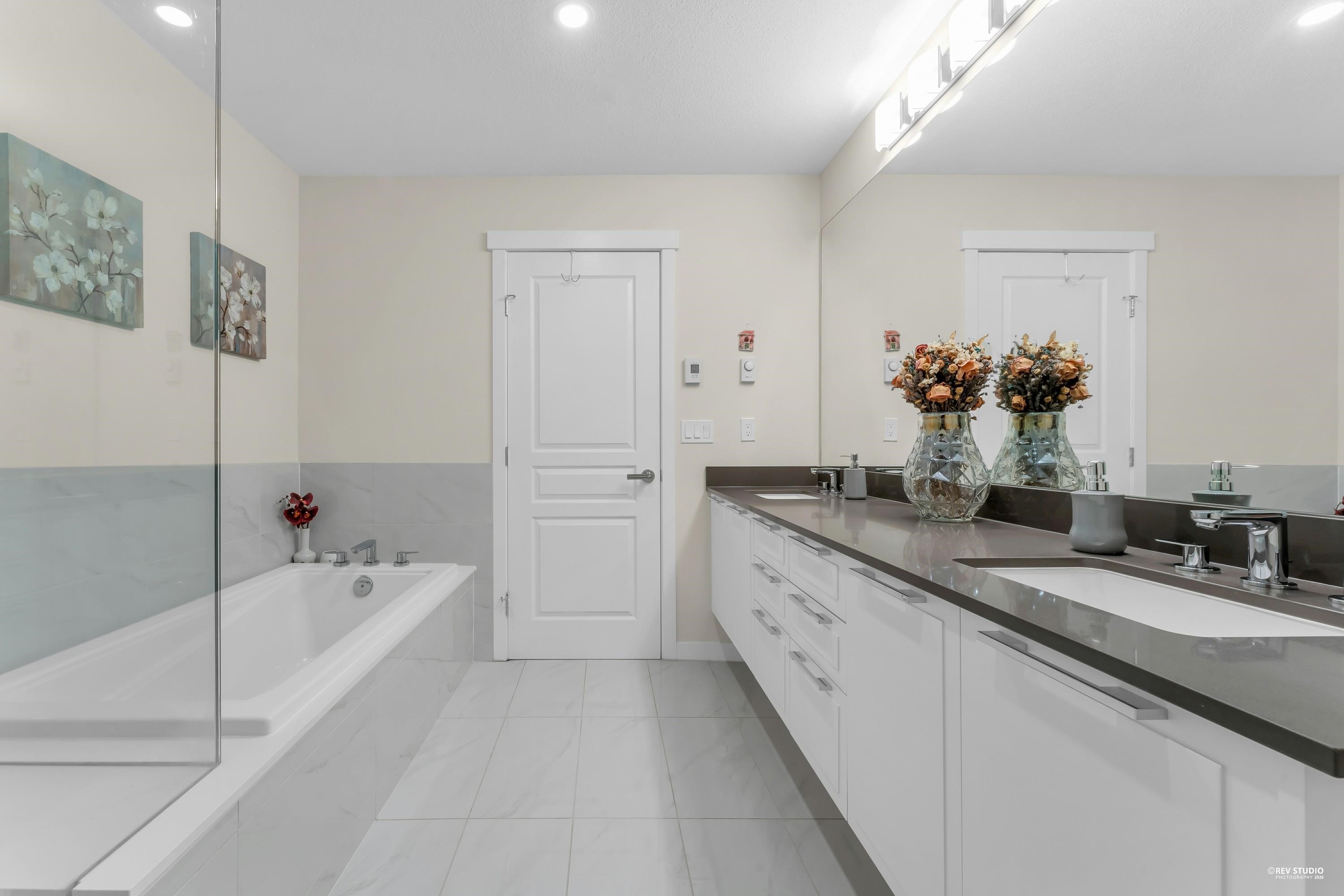 12B-5551 Admiral Way, Delta, BC