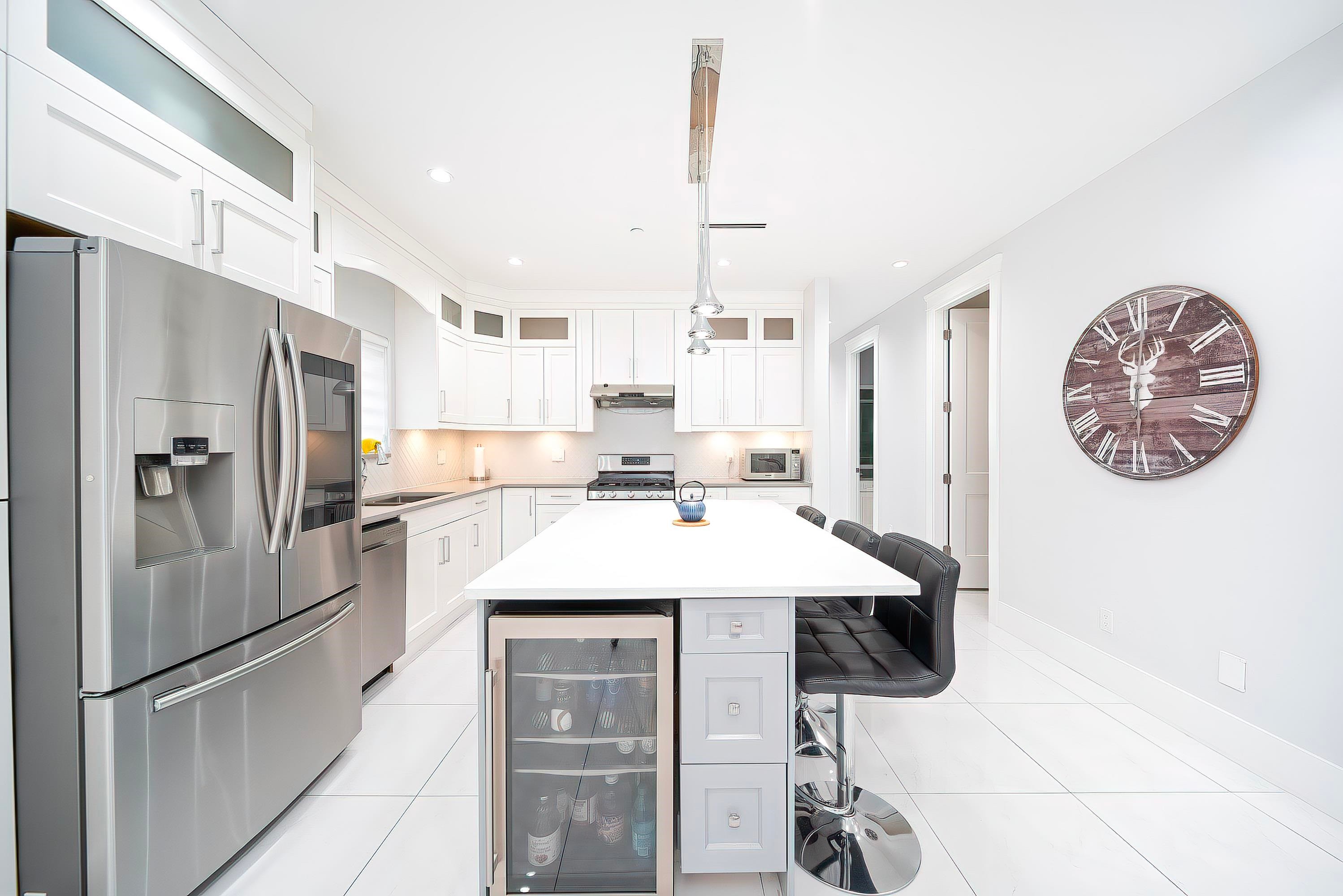 1470 Pitt River Road, Port Coquitlam, BC