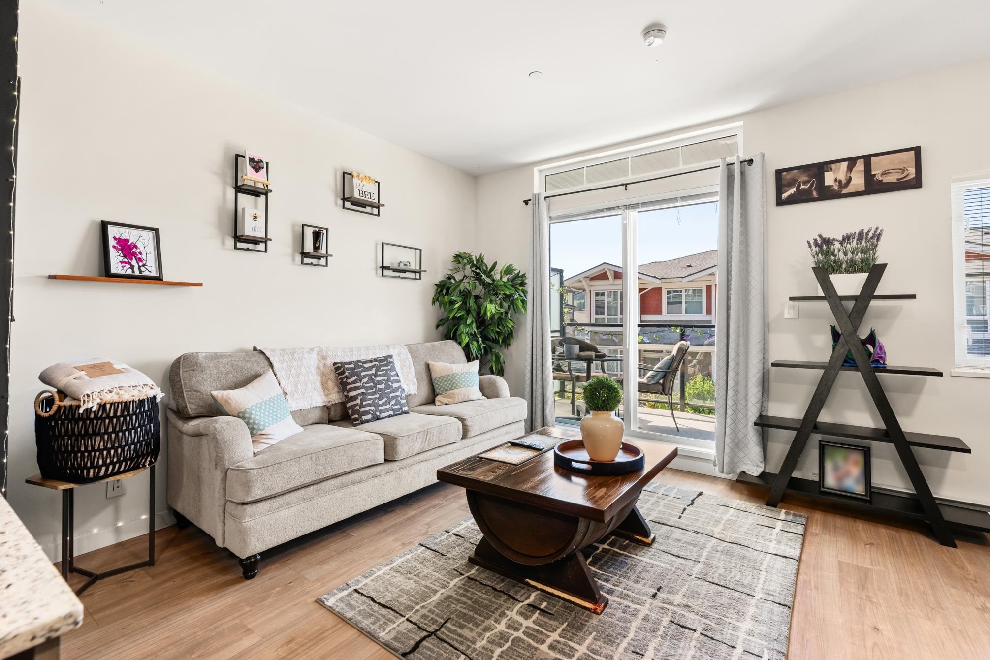 5934 Oldmill Lane, Sechelt, BC