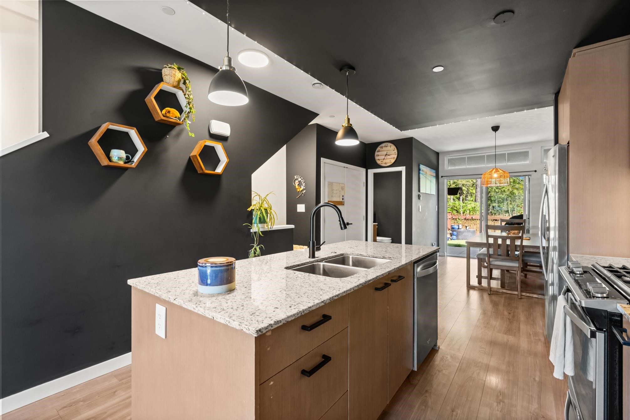 5934 Oldmill Lane, Sechelt, BC