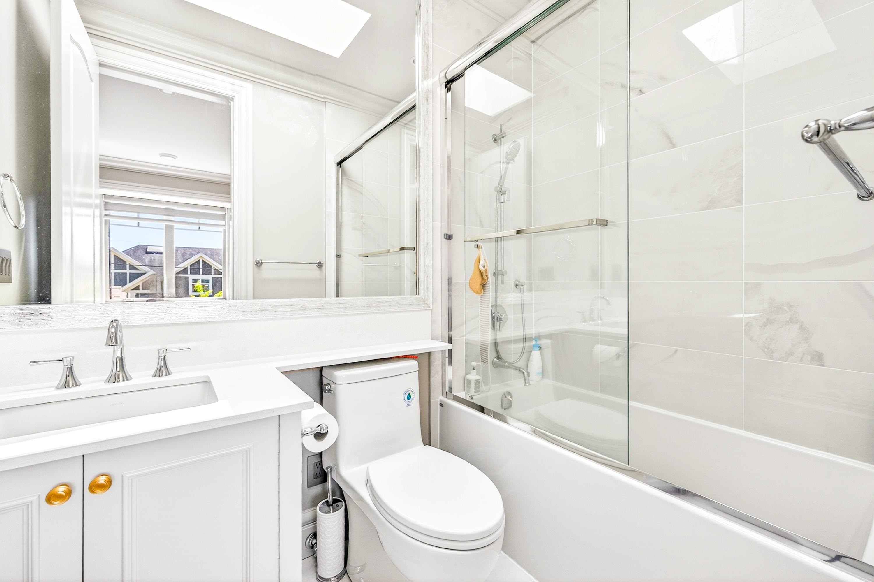 8520 Elsmore Road, Richmond, BC