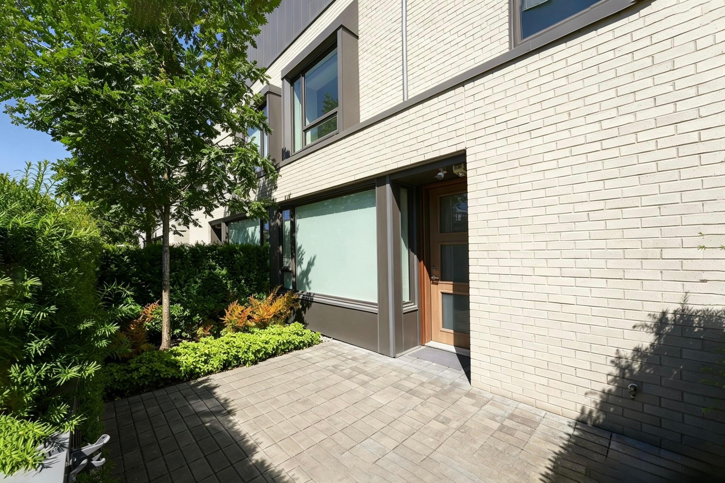 6840 Oak Street, Vancouver, BC