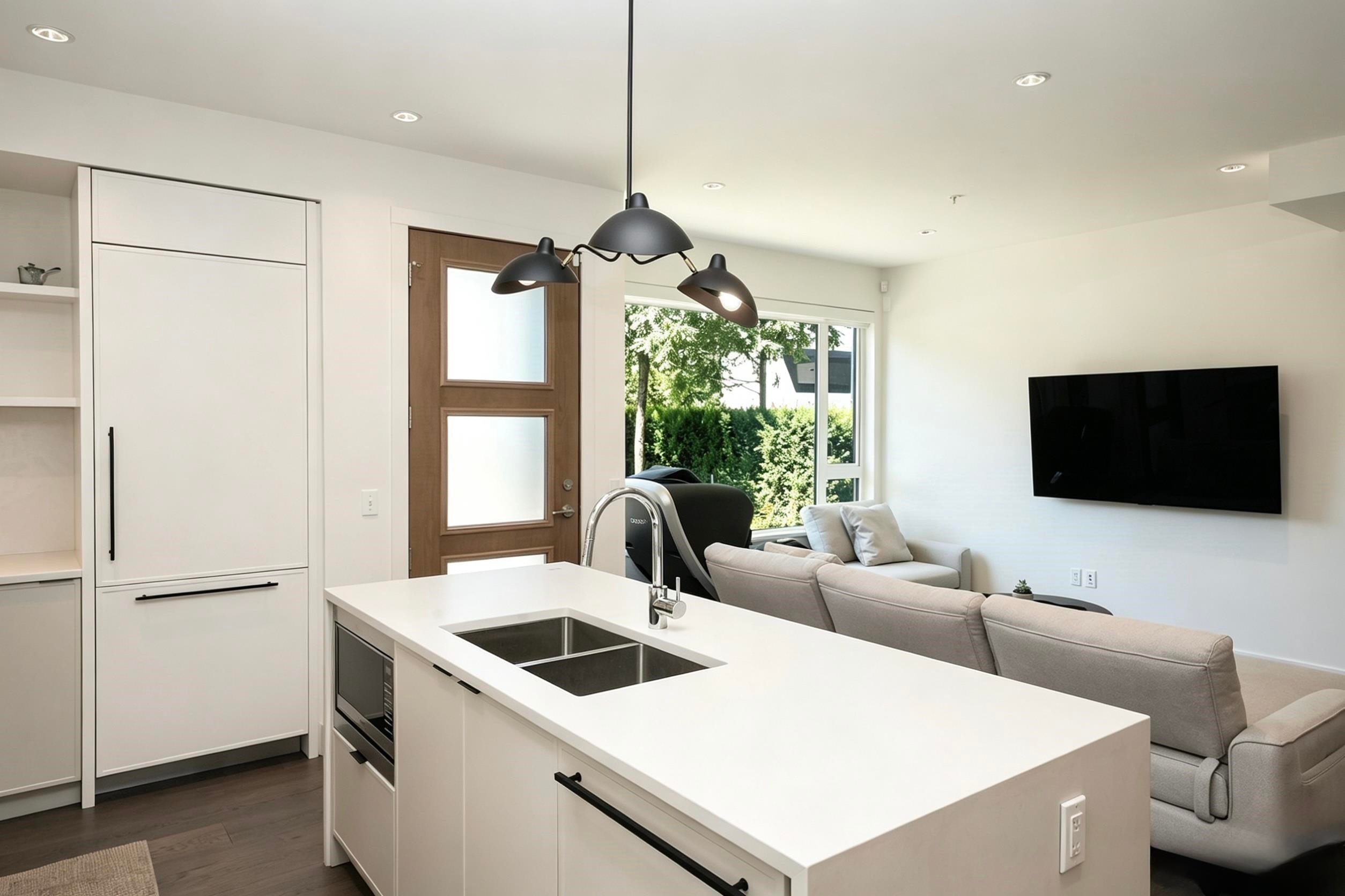 6840 Oak Street, Vancouver, BC