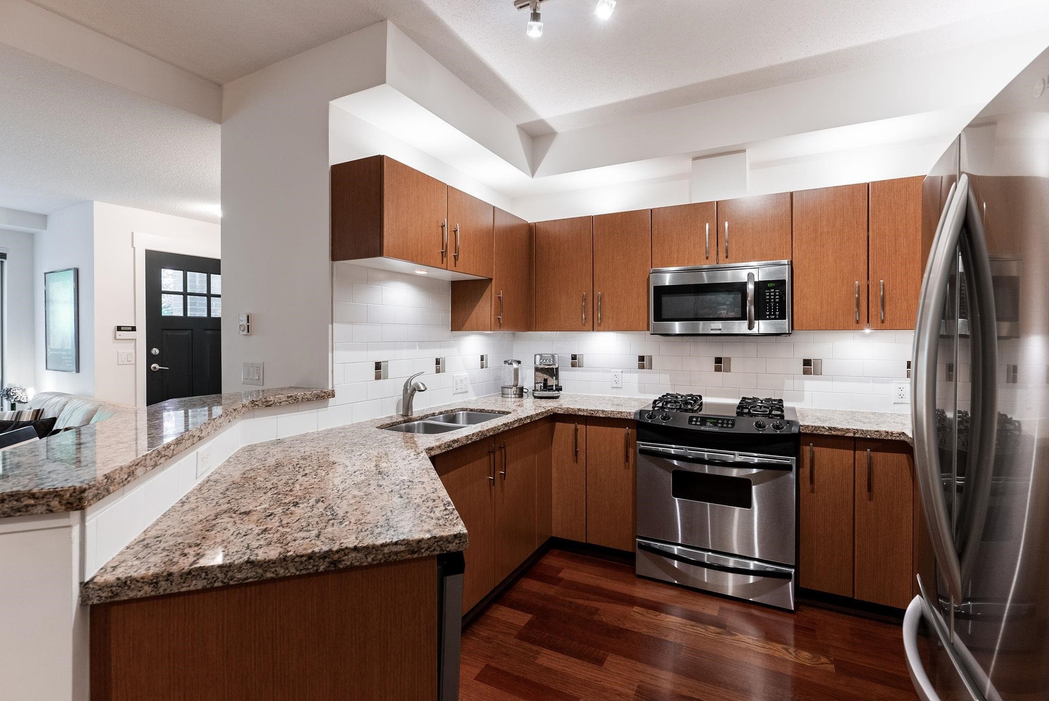 6230 Logan Lane, Vancouver, BC