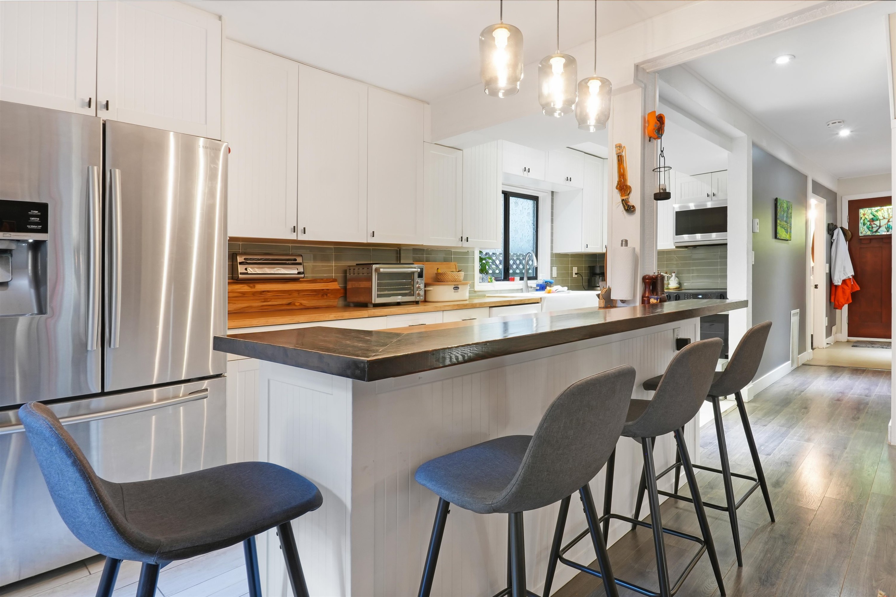 4990 Capilano Road, North Vancouver, BC