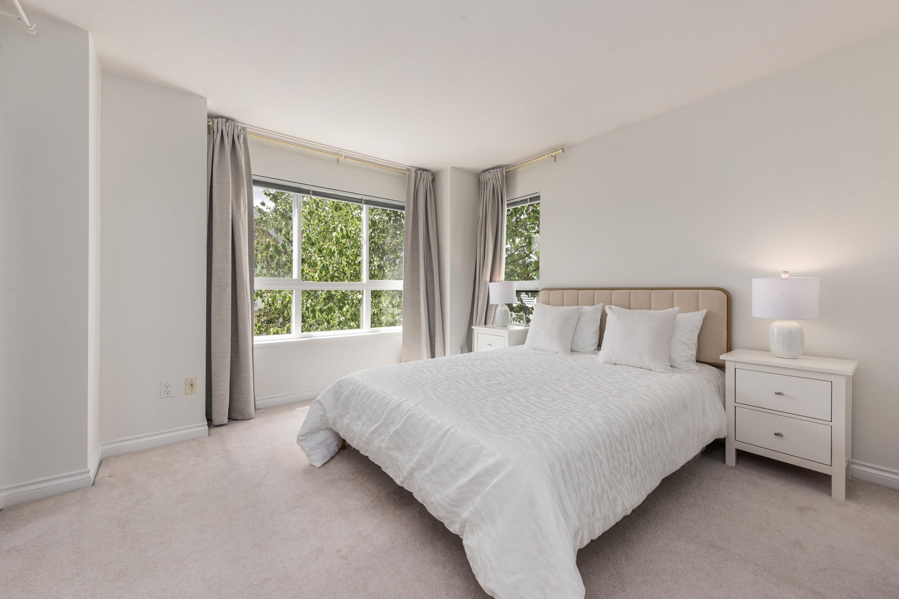 8431 Jellicoe Street, Vancouver, BC