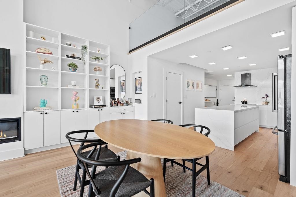 417-237 4Th Avenue E, Vancouver, BC
