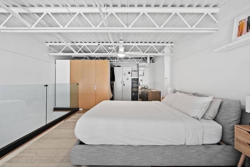417-237 4Th Avenue E, Vancouver, BC
