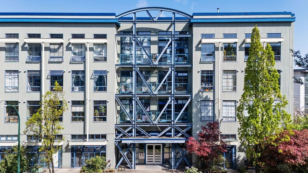 417-237 4Th Avenue E, Vancouver, BC