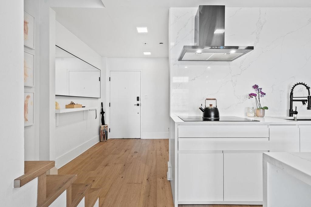 417-237 4Th Avenue E, Vancouver, BC