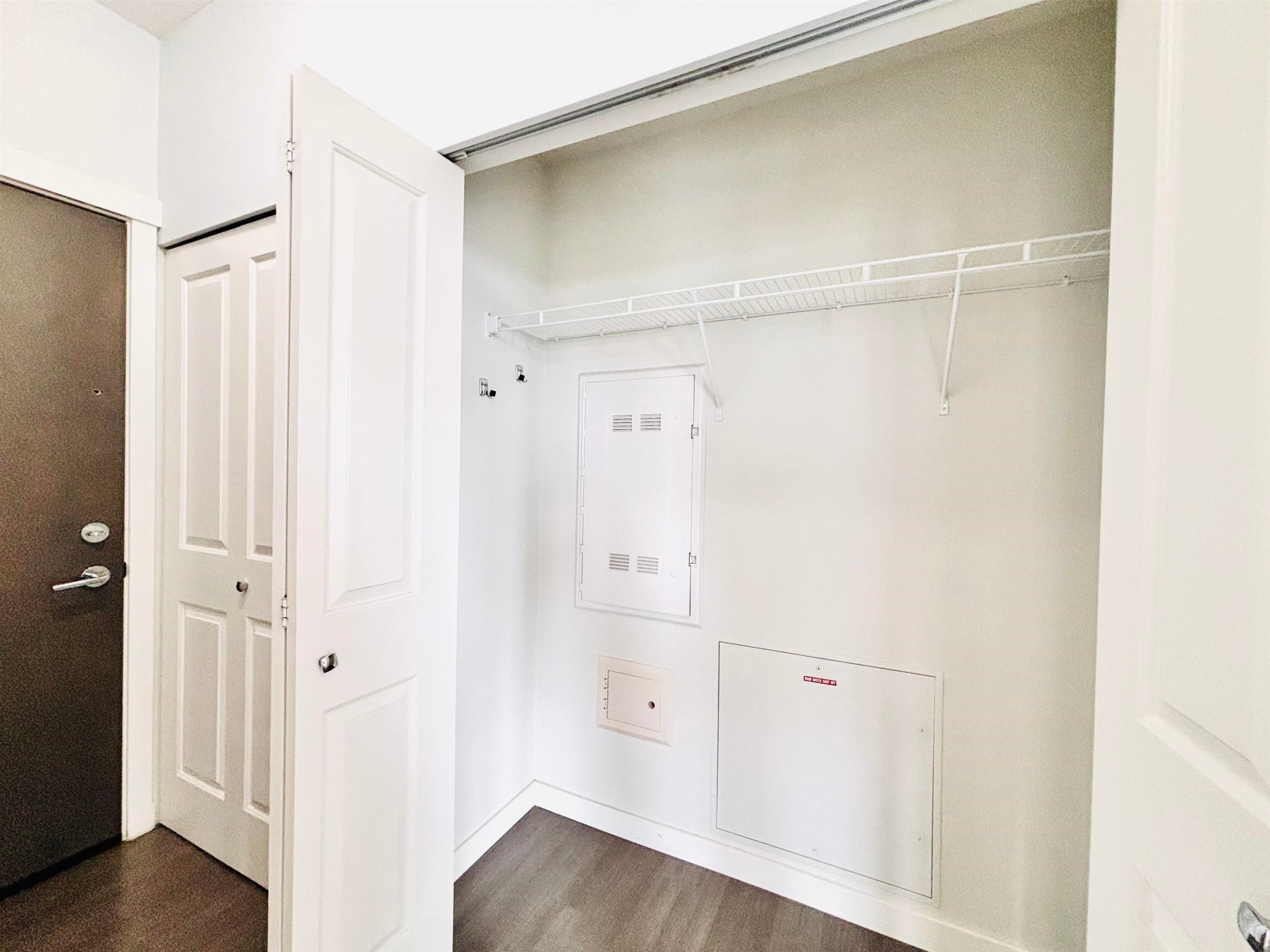 302-3263 Pierview Crescent, Vancouver, BC