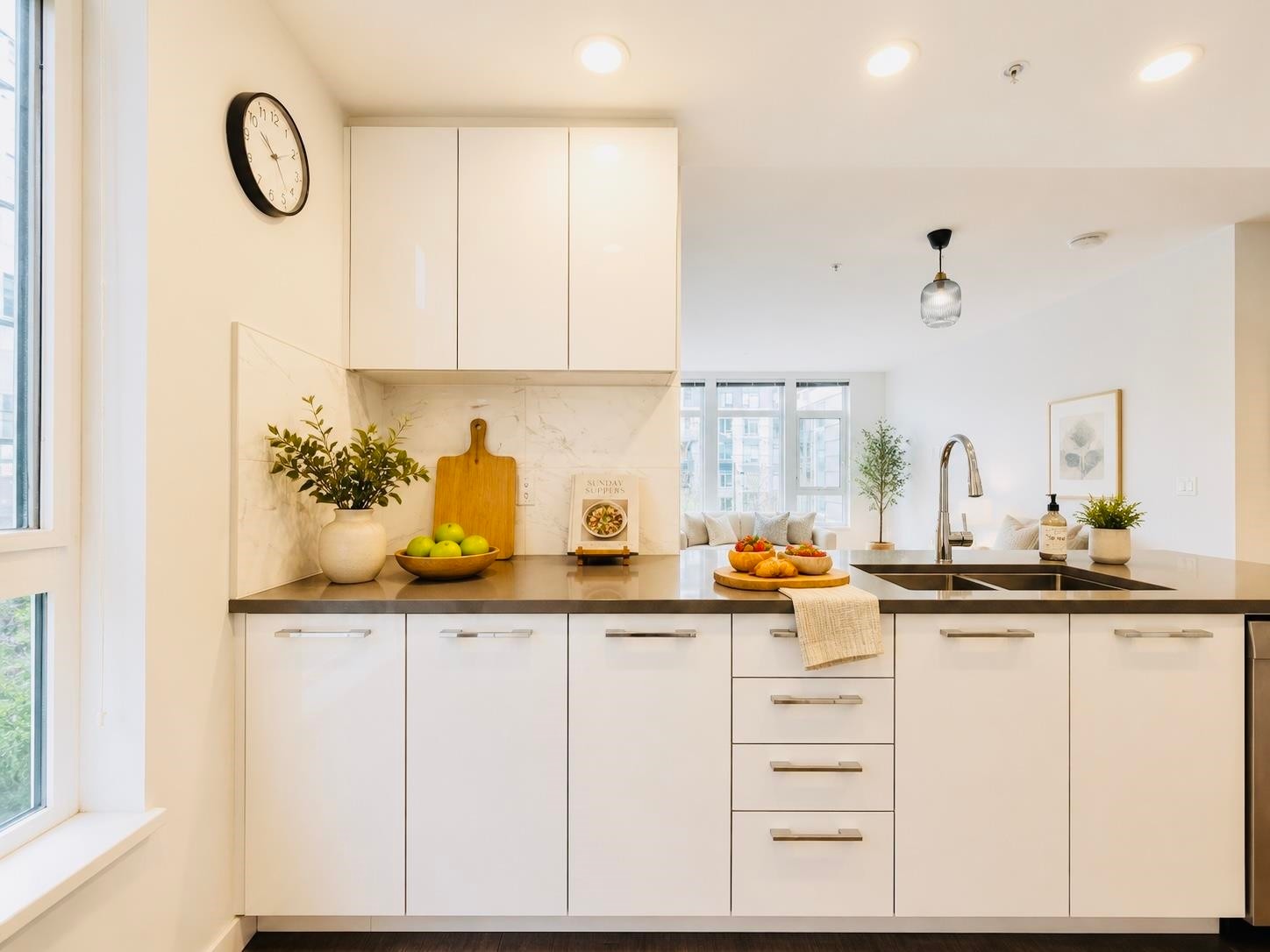 302-3263 Pierview Crescent, Vancouver, BC