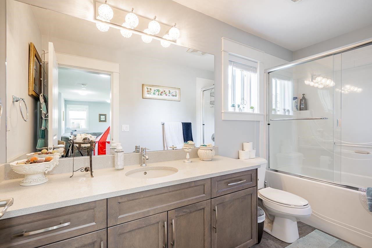 1-23810 132 Avenue, Maple Ridge, BC