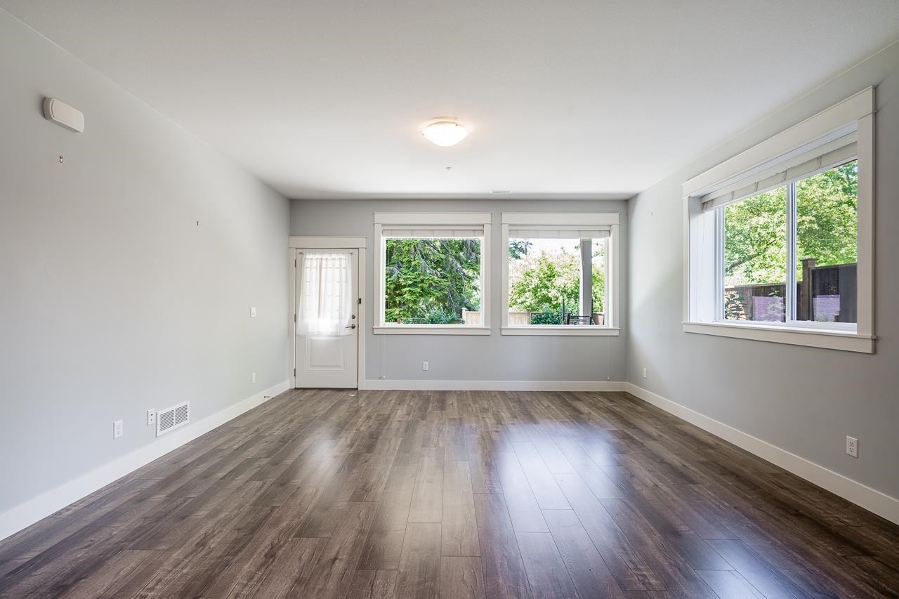 1-23810 132 Avenue, Maple Ridge, BC