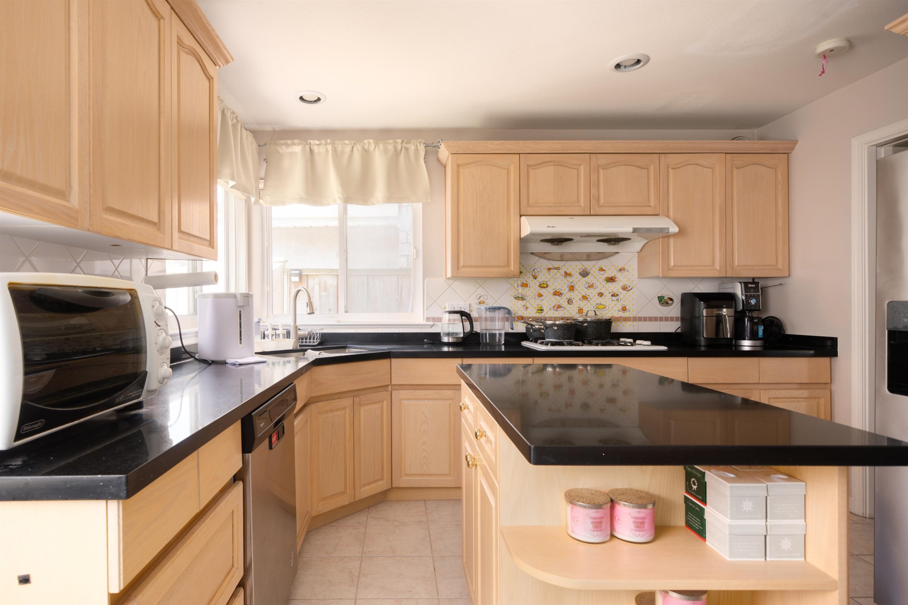 3628 Mckay Drive, Richmond, BC