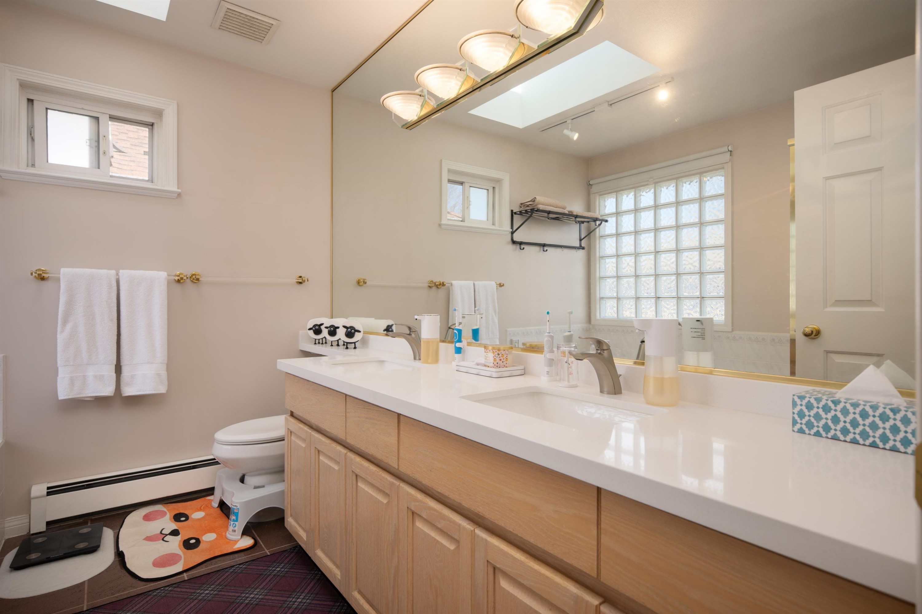 3628 Mckay Drive, Richmond, BC