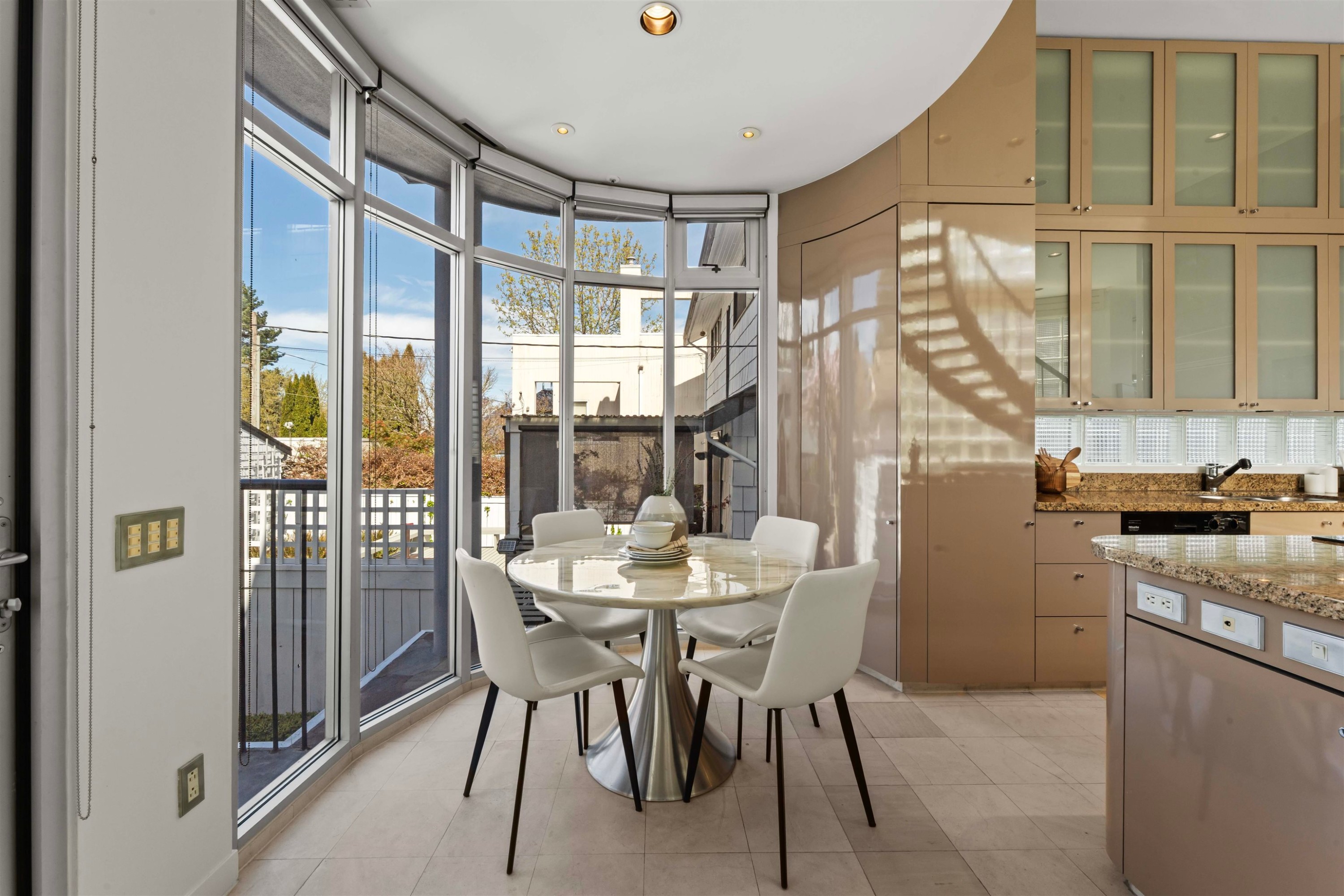 3043 Alma Street, Vancouver, BC