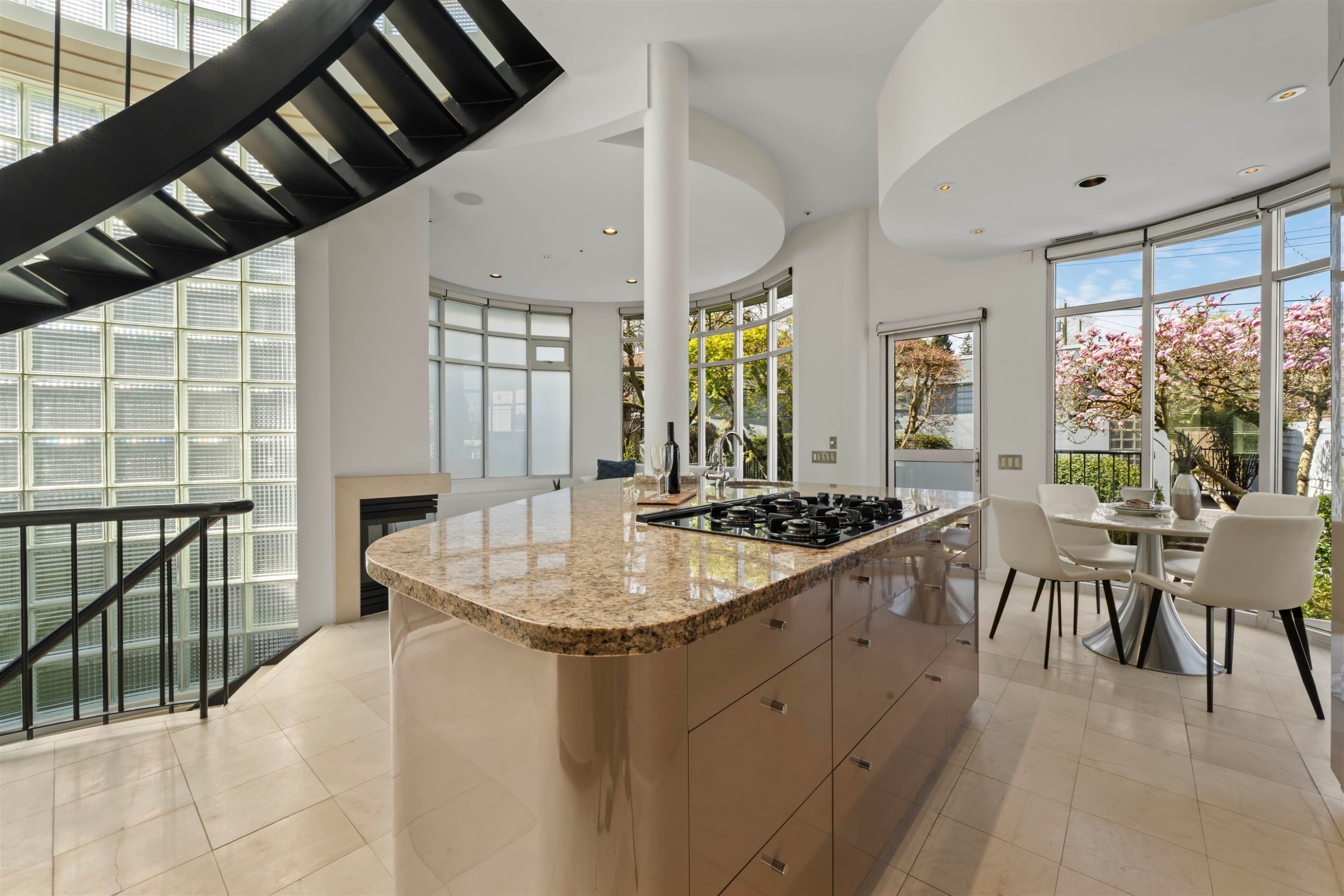 3043 Alma Street, Vancouver, BC